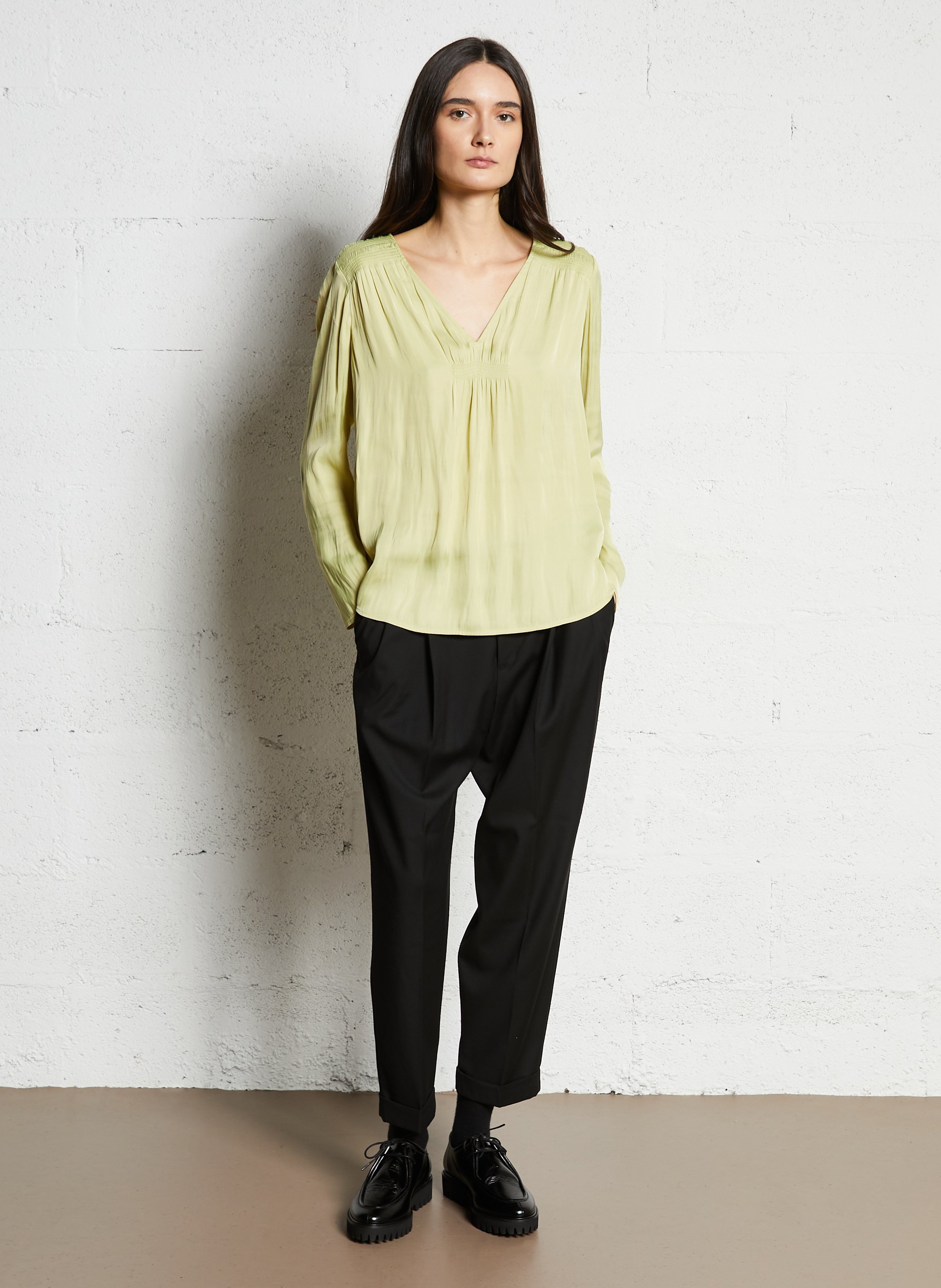 Fluid V-neck blouse IKKS Green