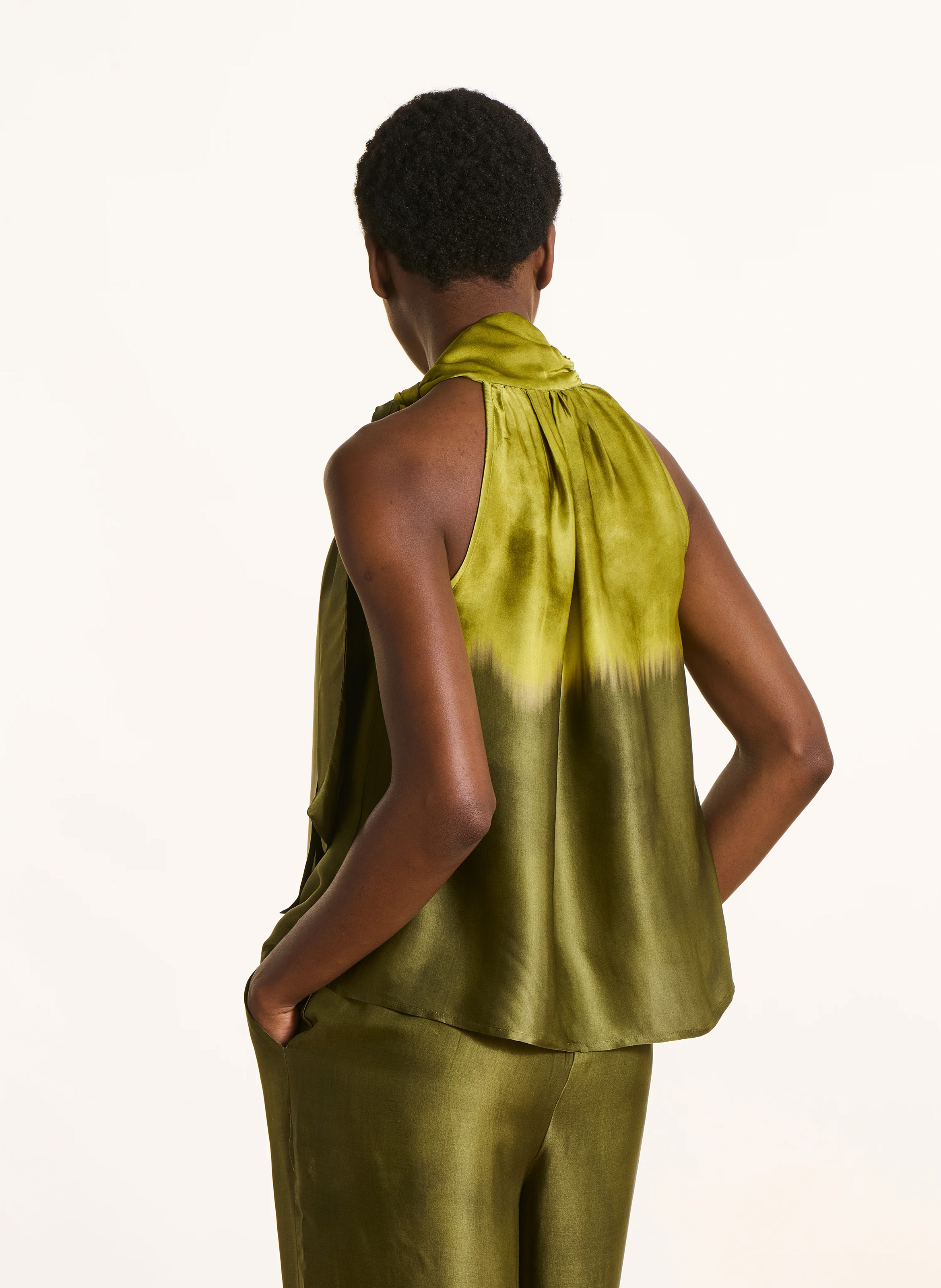 Rechte top met opstaande kraag en print LA FEE MARABOUTEE Groen