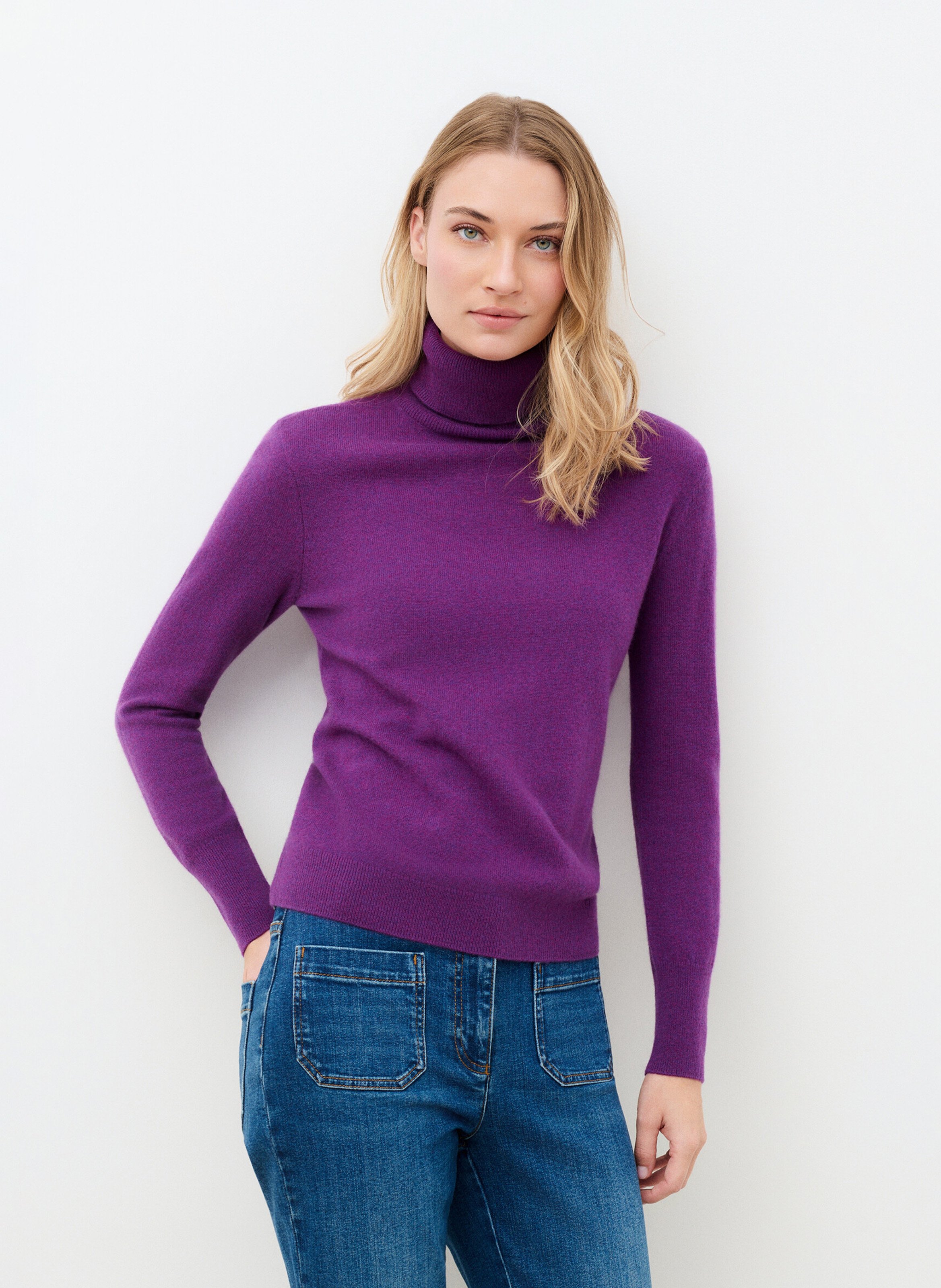 Gerade geschnittener Rollkragenpullover aus Kaschmir CAROLL