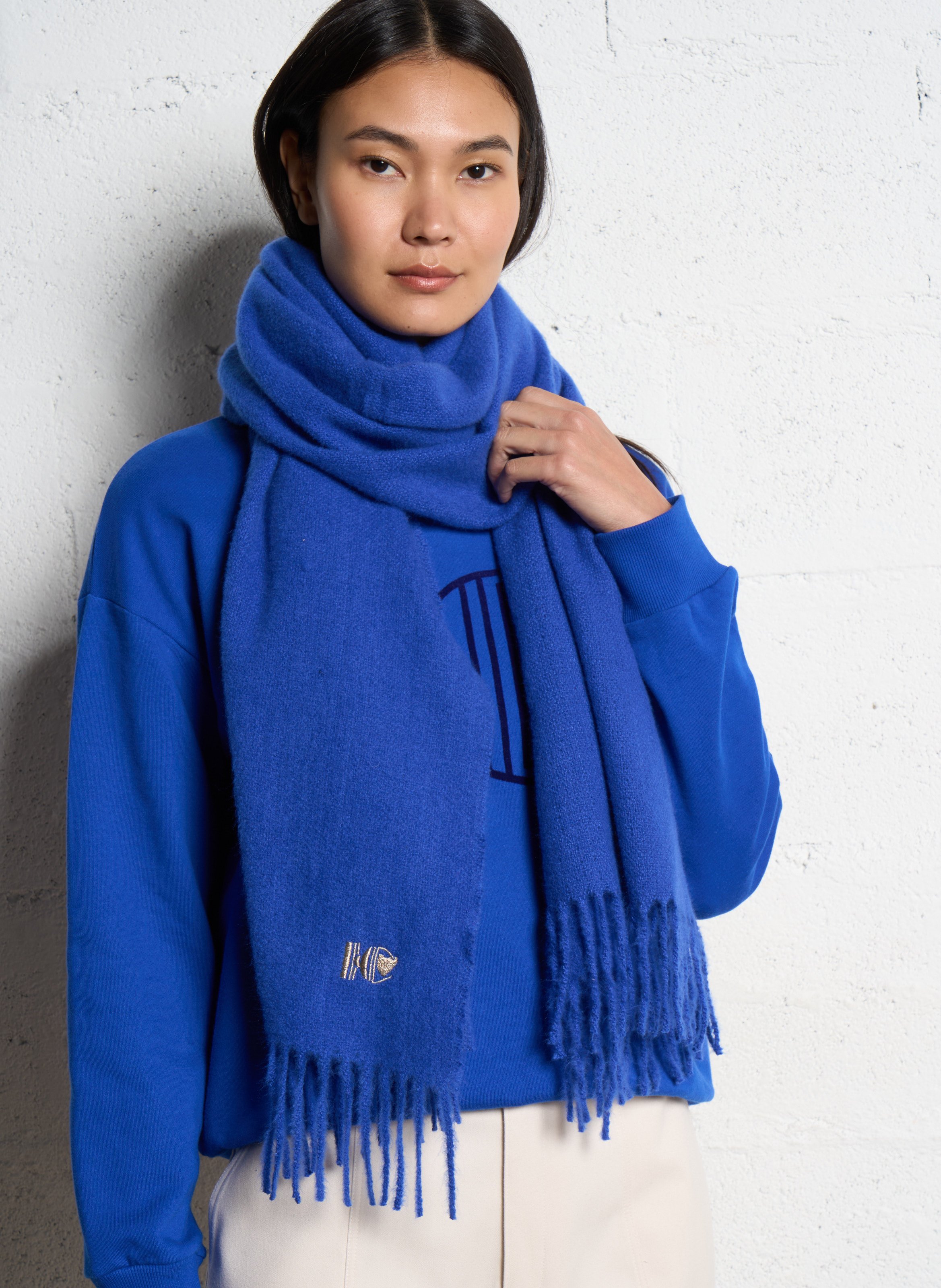 Echarpe avec franges I CODE Bleu