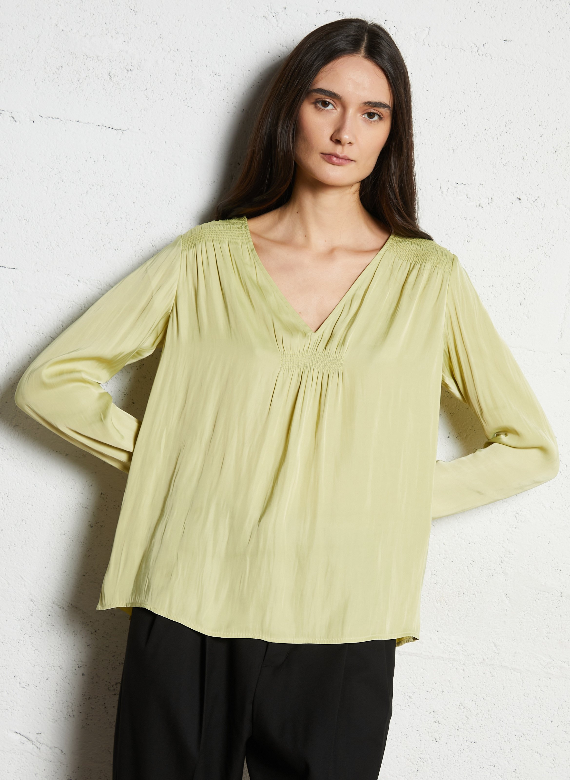 Fluid V-neck blouse IKKS Green