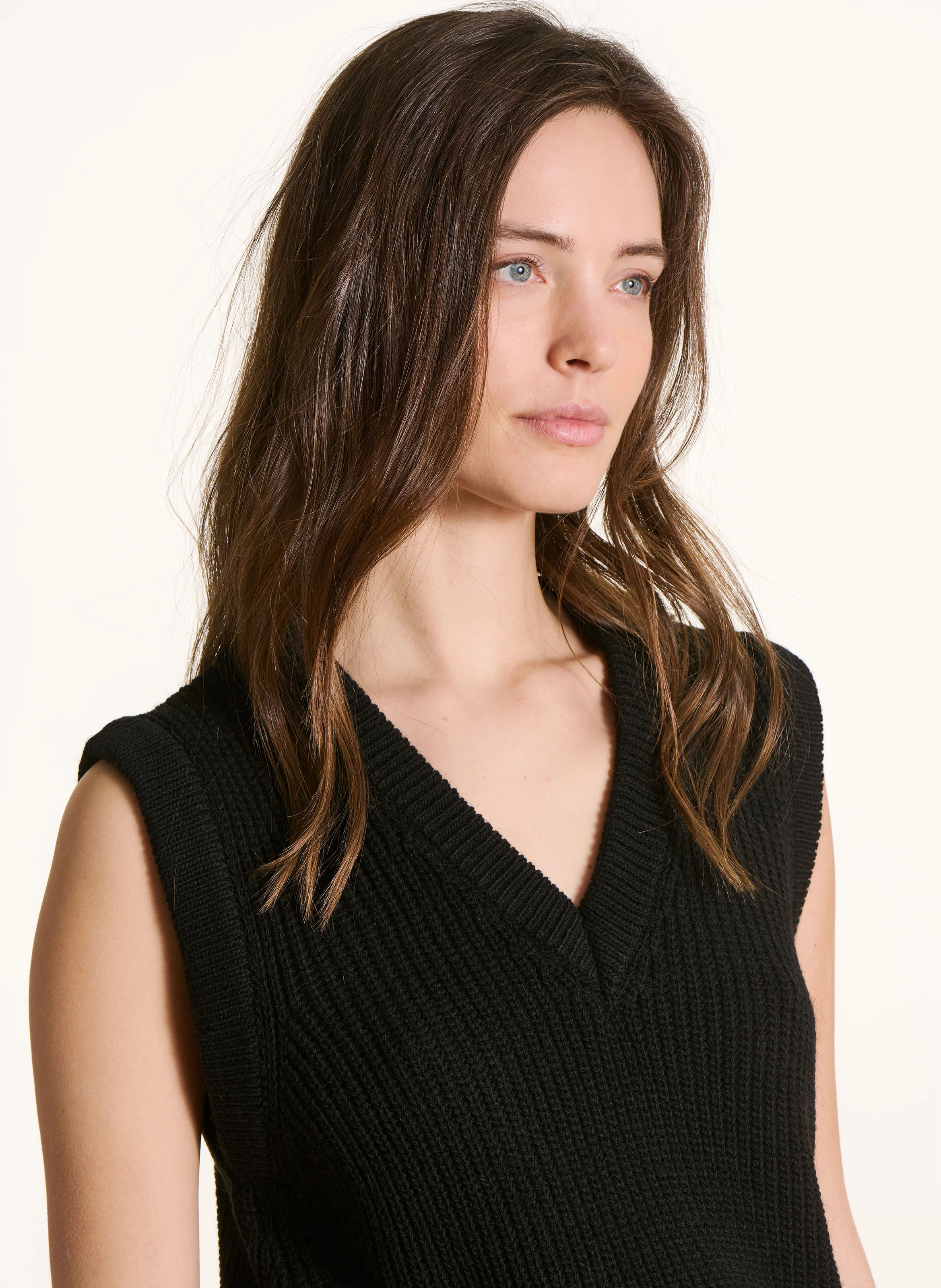 Pullover mit V-Ausschnitt LA FEE MARABOUTEE Schwarz