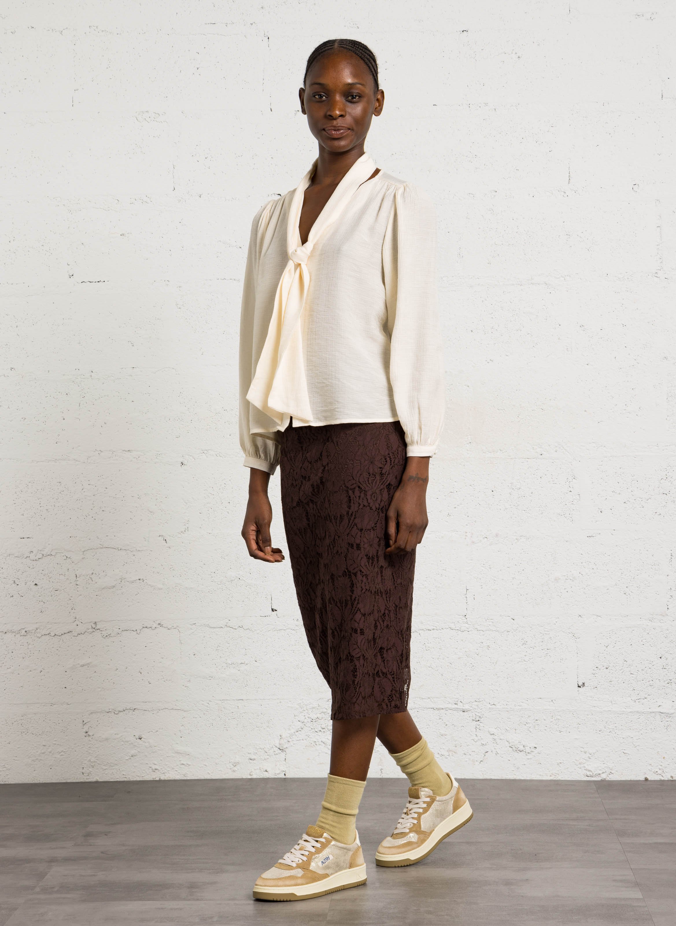 Straight V-neck shirt LA PETITE ETOILE Beige