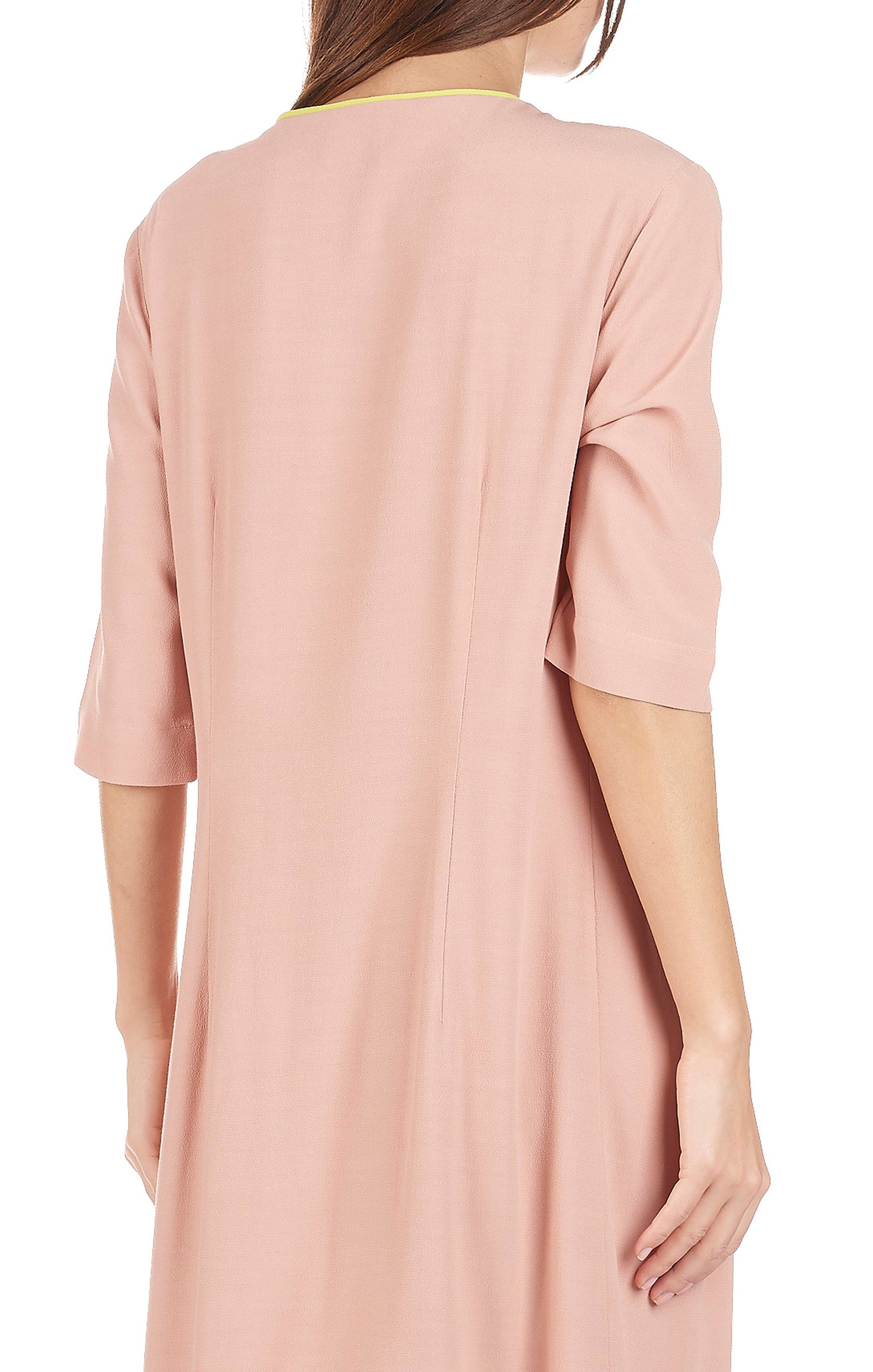 Robe longue fluide décolletée ATTIC AND BARN Rose