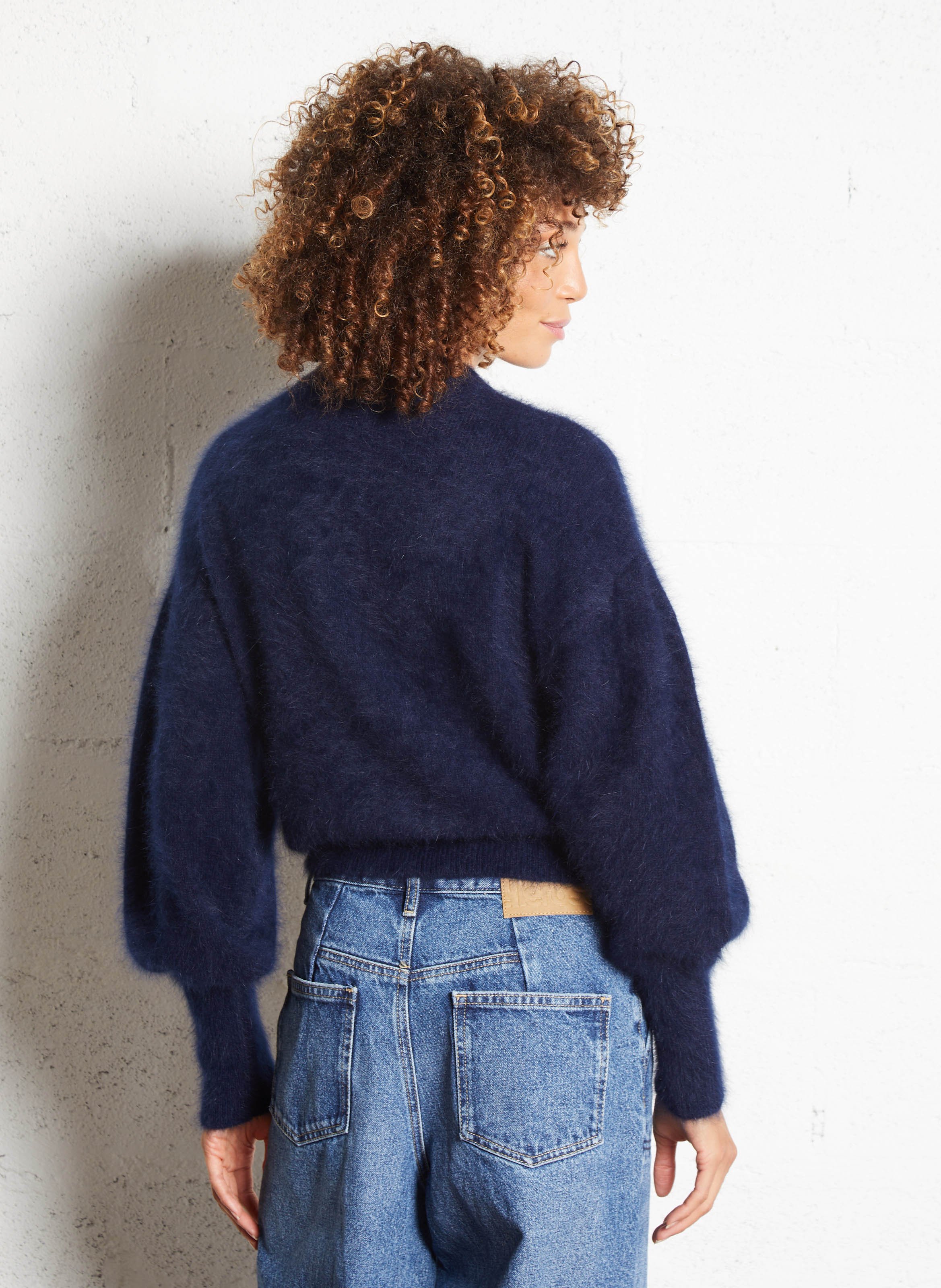 Pull ample col rond en angora mélangé BELLEROSE Bleu