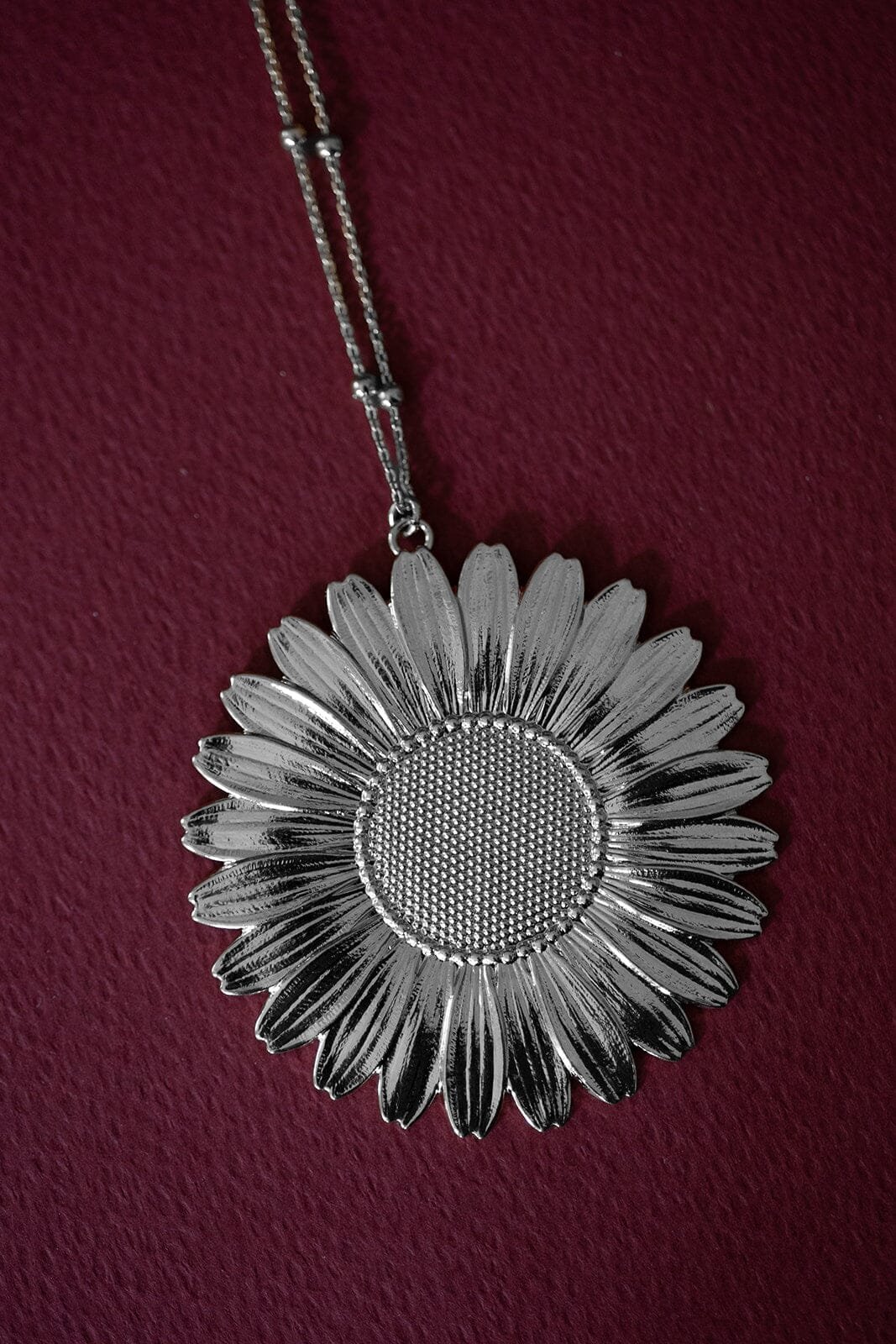 Golden flower long necklace in fine gold MONSIEUR SIMONE Silver