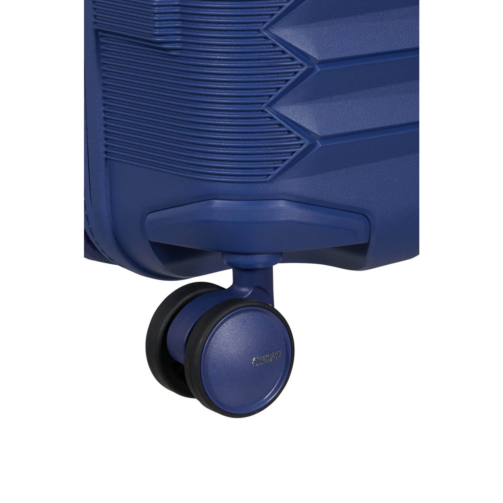 Fastforward 4-wheel suitcase size M Purple