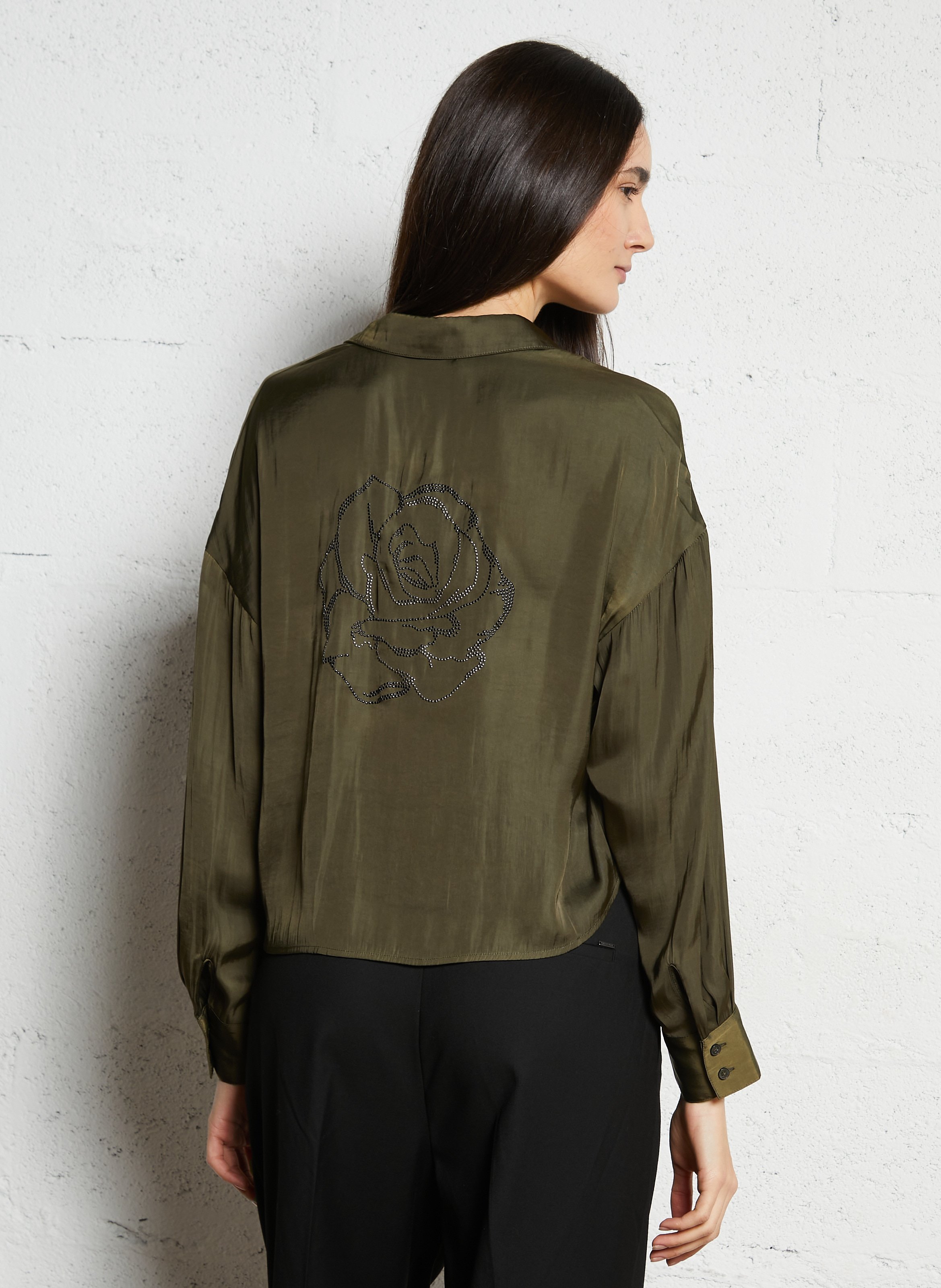 Cropped shirt with classic collar and studs IKKS Khaki