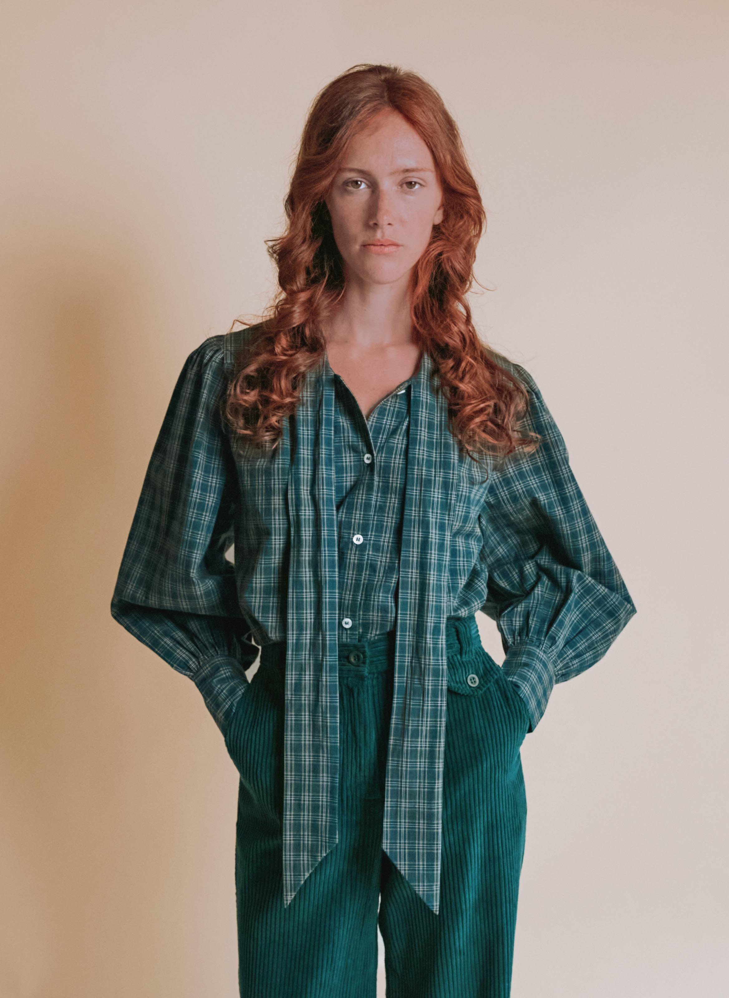 Bluse mit Lavallière-Kragen aus Baumwolle EMILE ET IDA Grun
