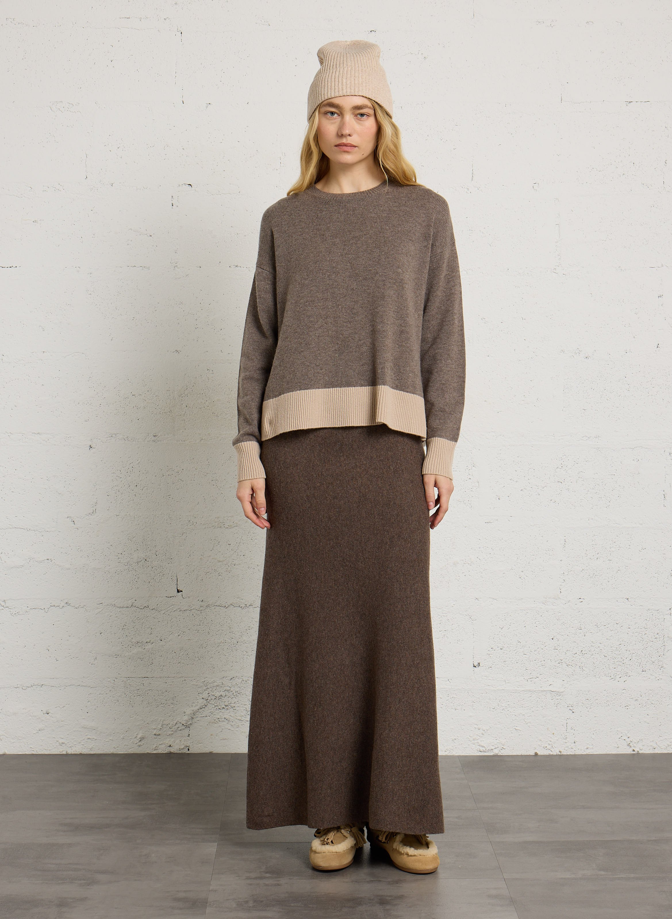 Loose-fit round-neck wool and cashmere sweater MAJESTIC FILATURES Multicolored