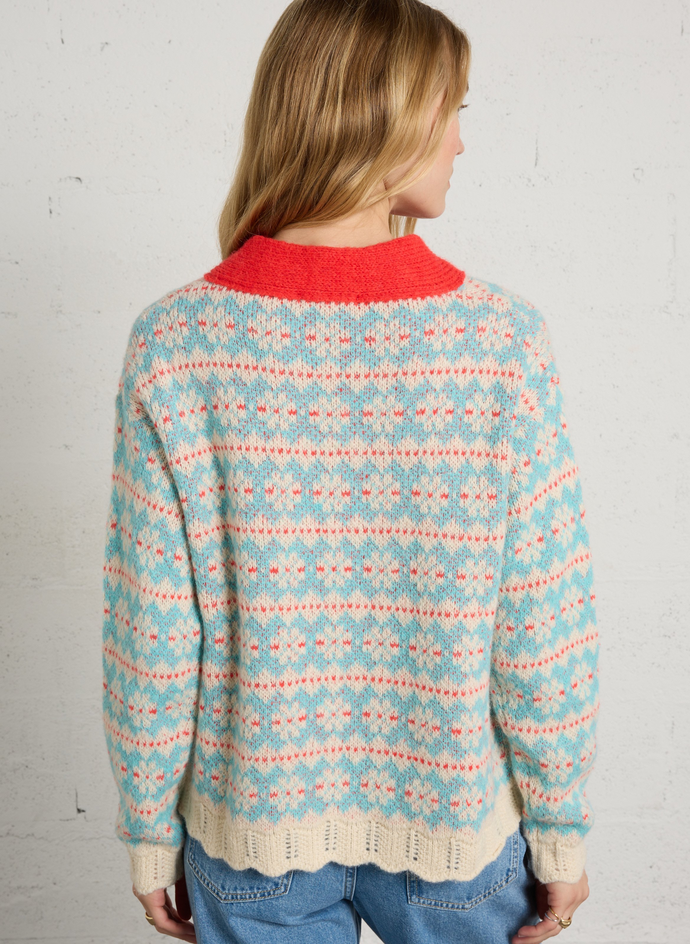 Gerader Pullover mit Lavallière-Kragen aus bedrucktem Strick DR BLOOM Rot