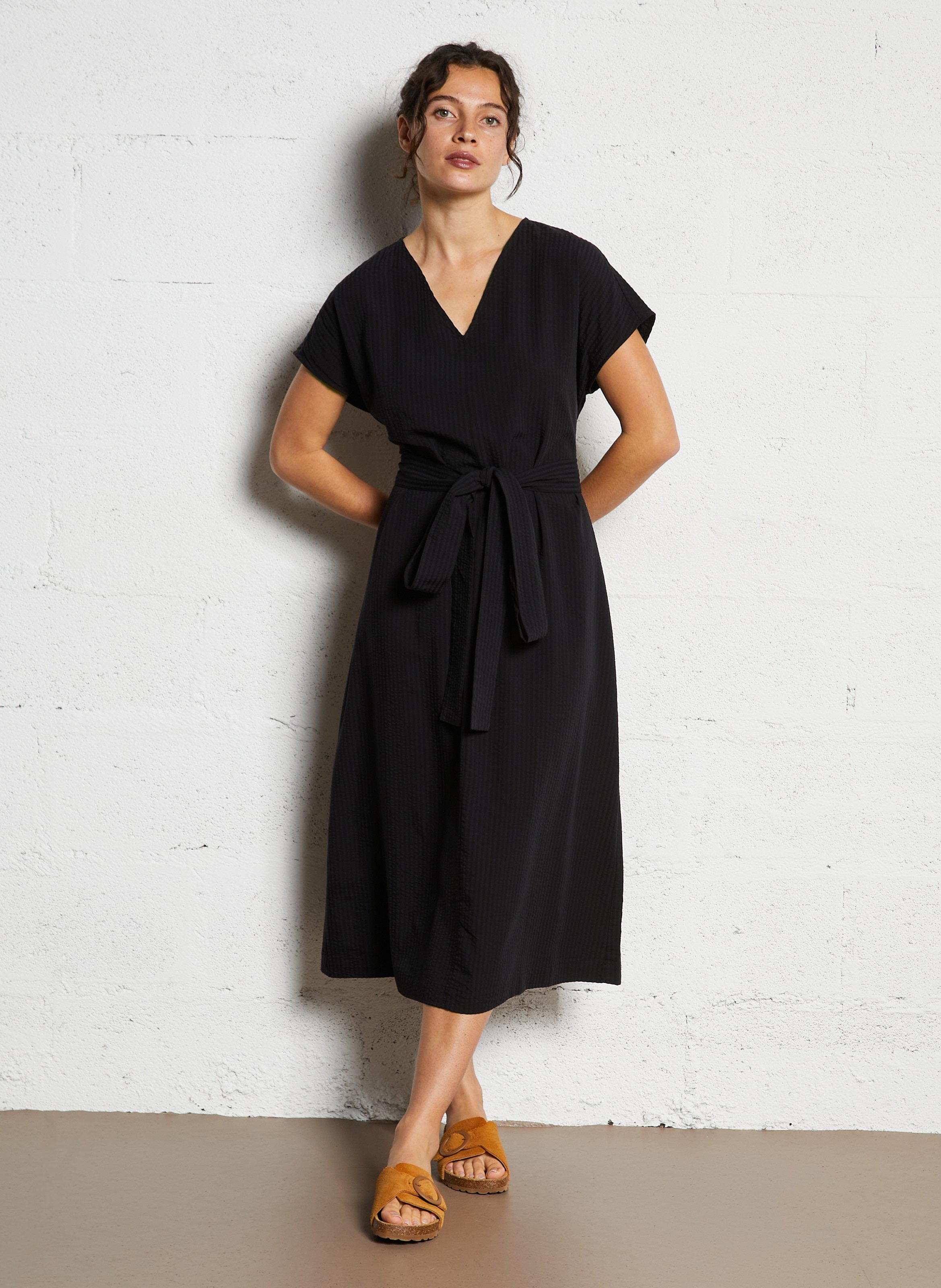 Robe midi col rond en lin mélangé NICE THINGS Noir