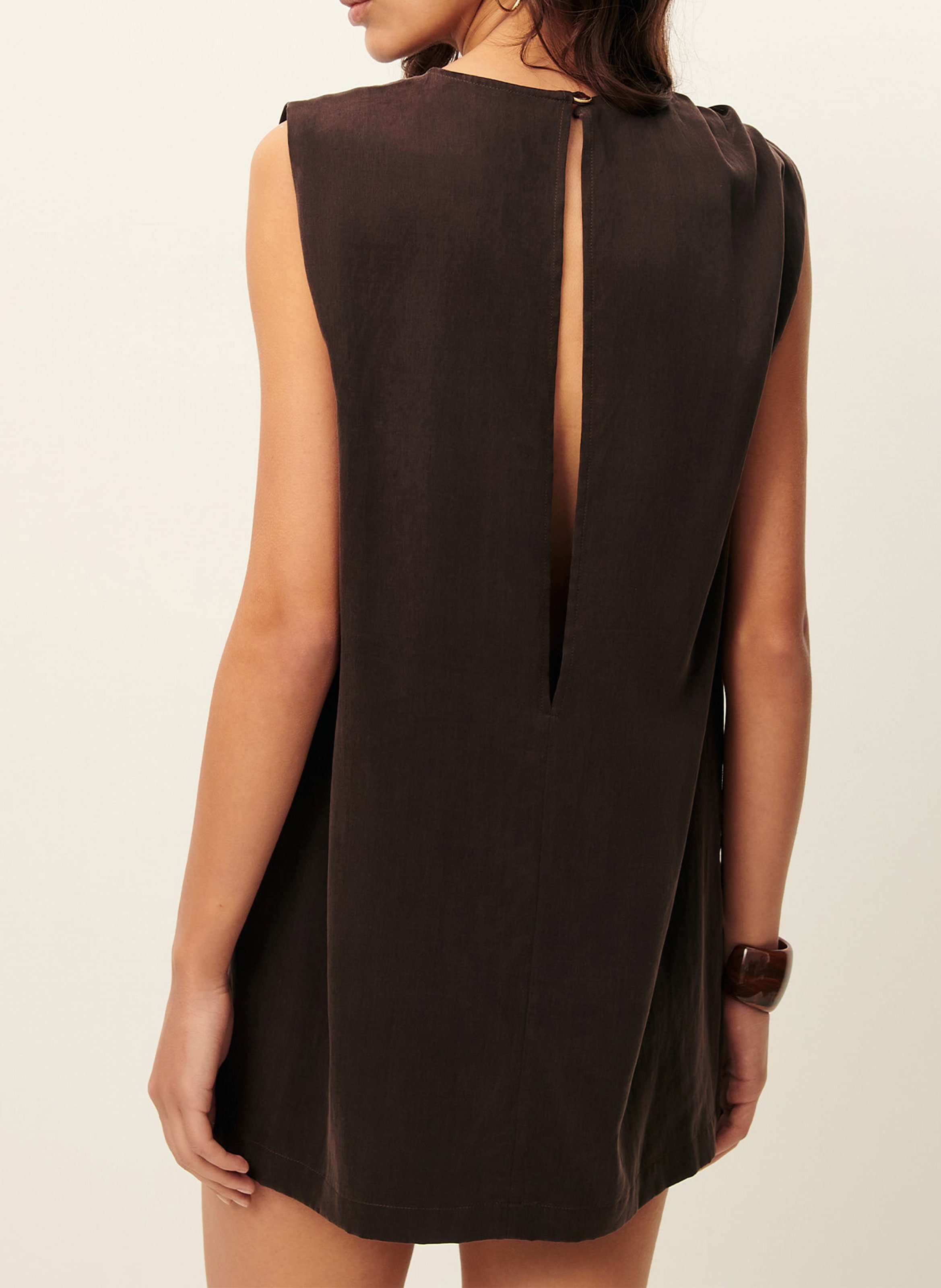 Short sleeveless solid color dress SESSUN Brown