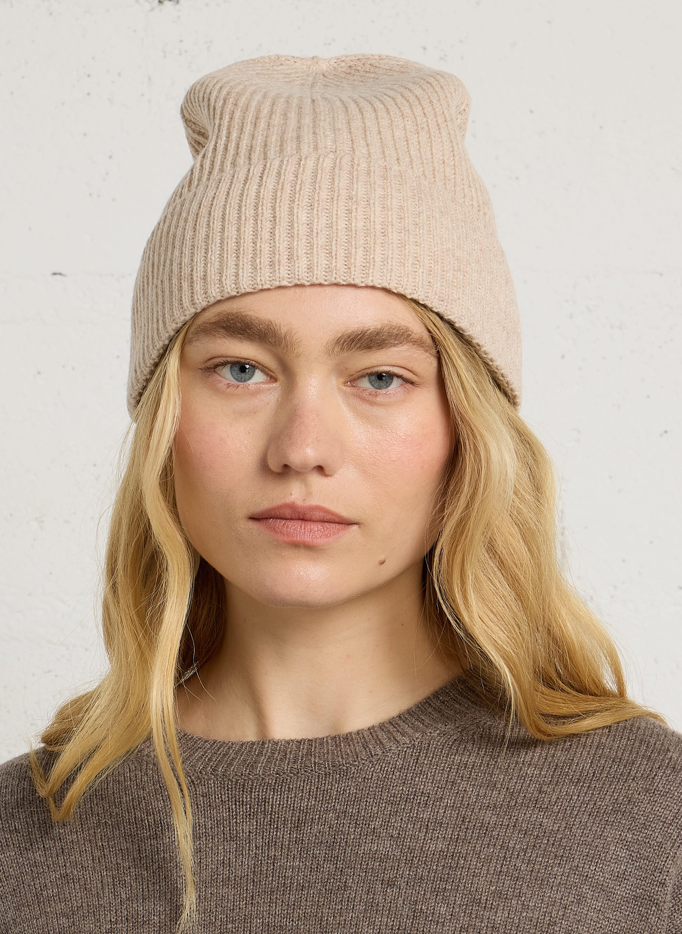Bonnet en laine MAJESTIC FILATURES