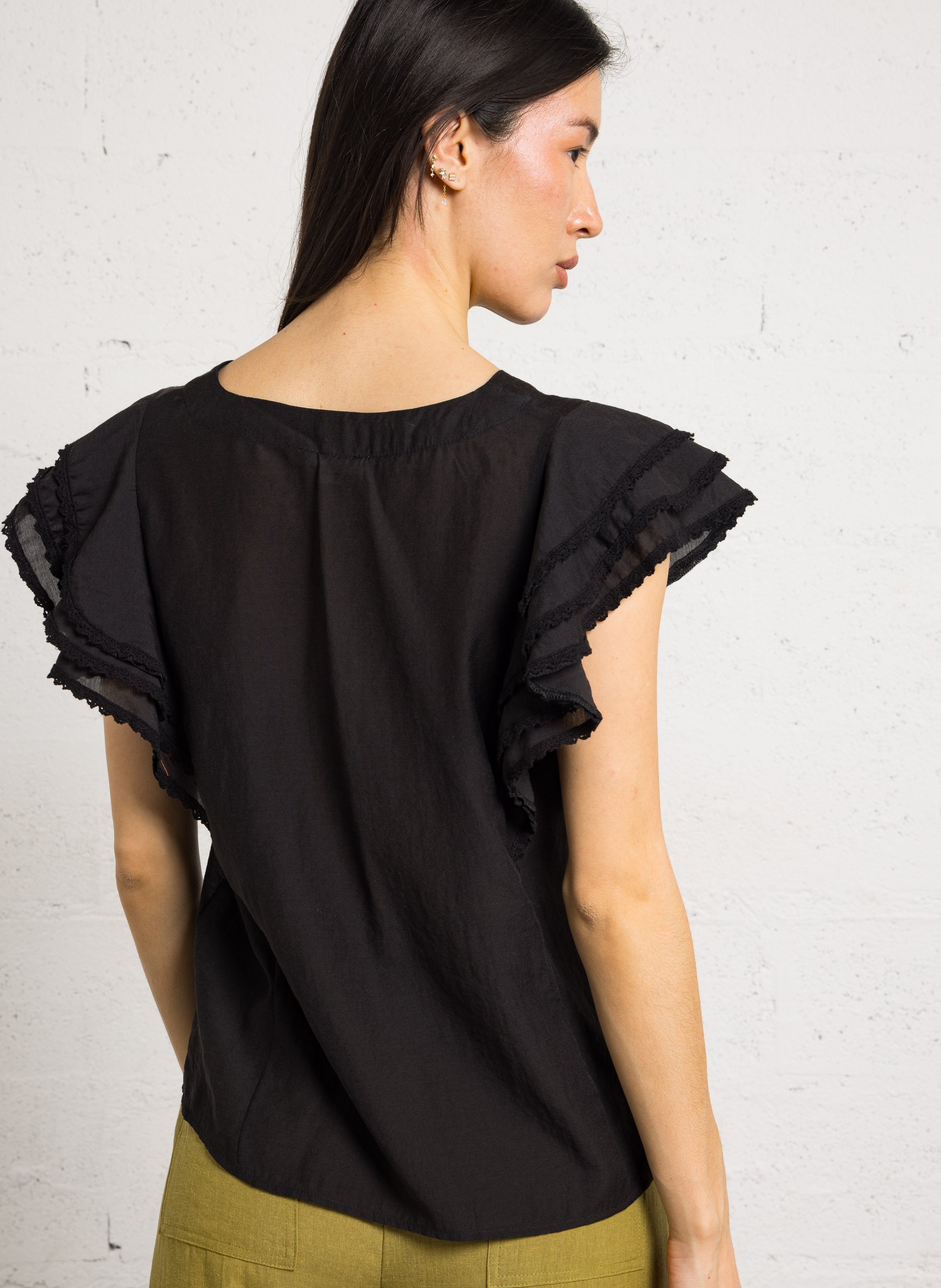 Straight V-neck top THE KORNER Black