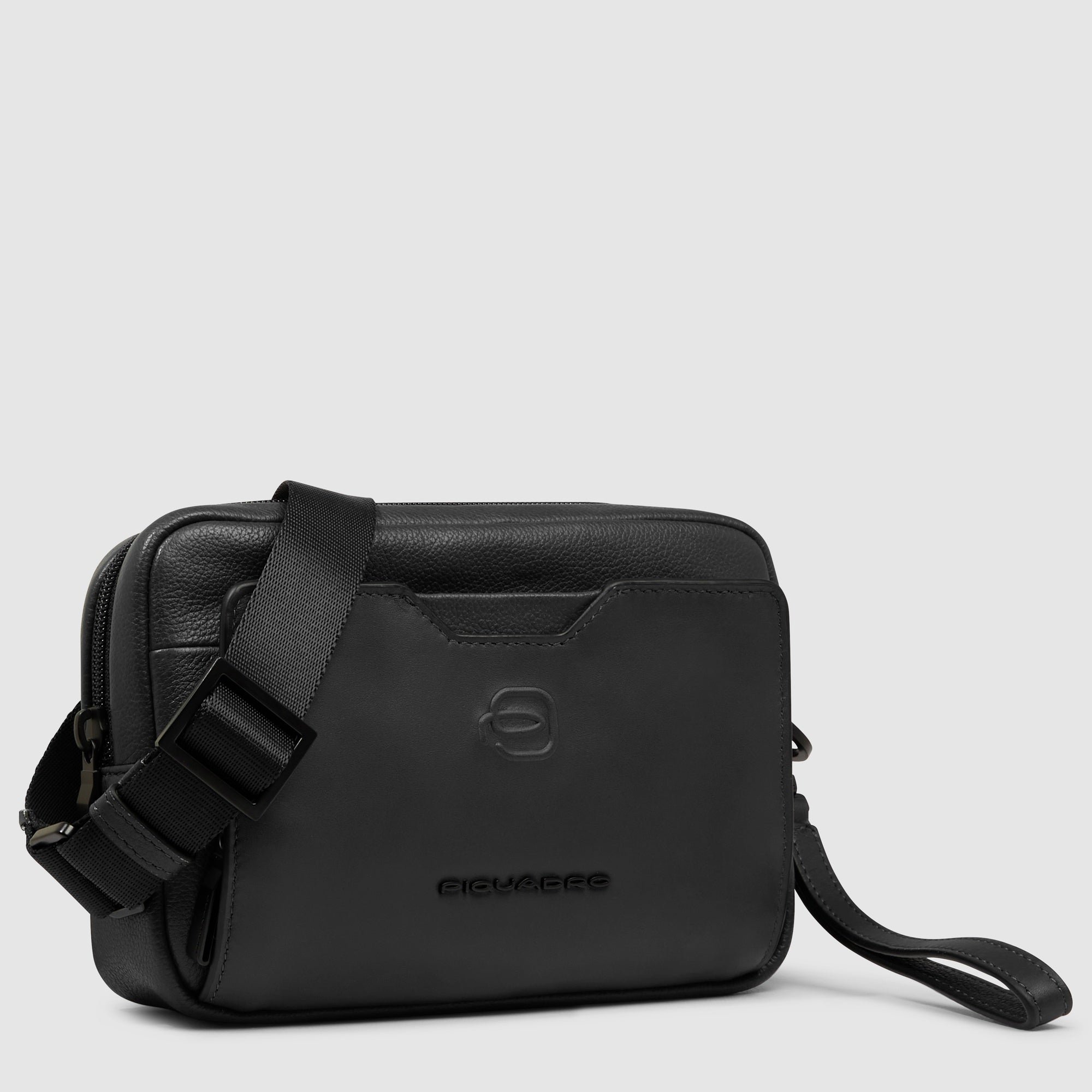 Clutch with removable shoulder strap PIQUADRO Black