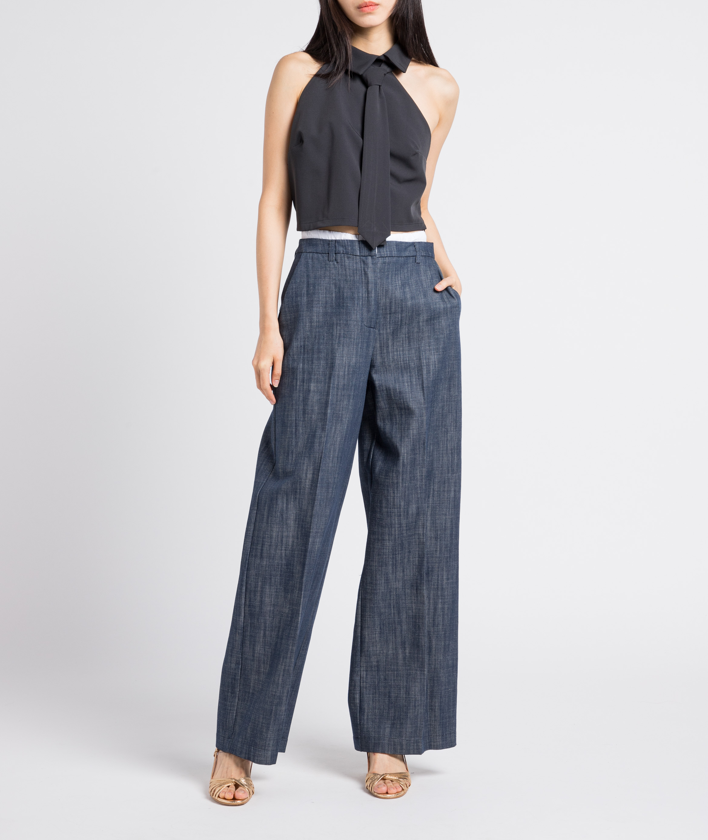 Sleeveless top with tie IMPERIAL Black