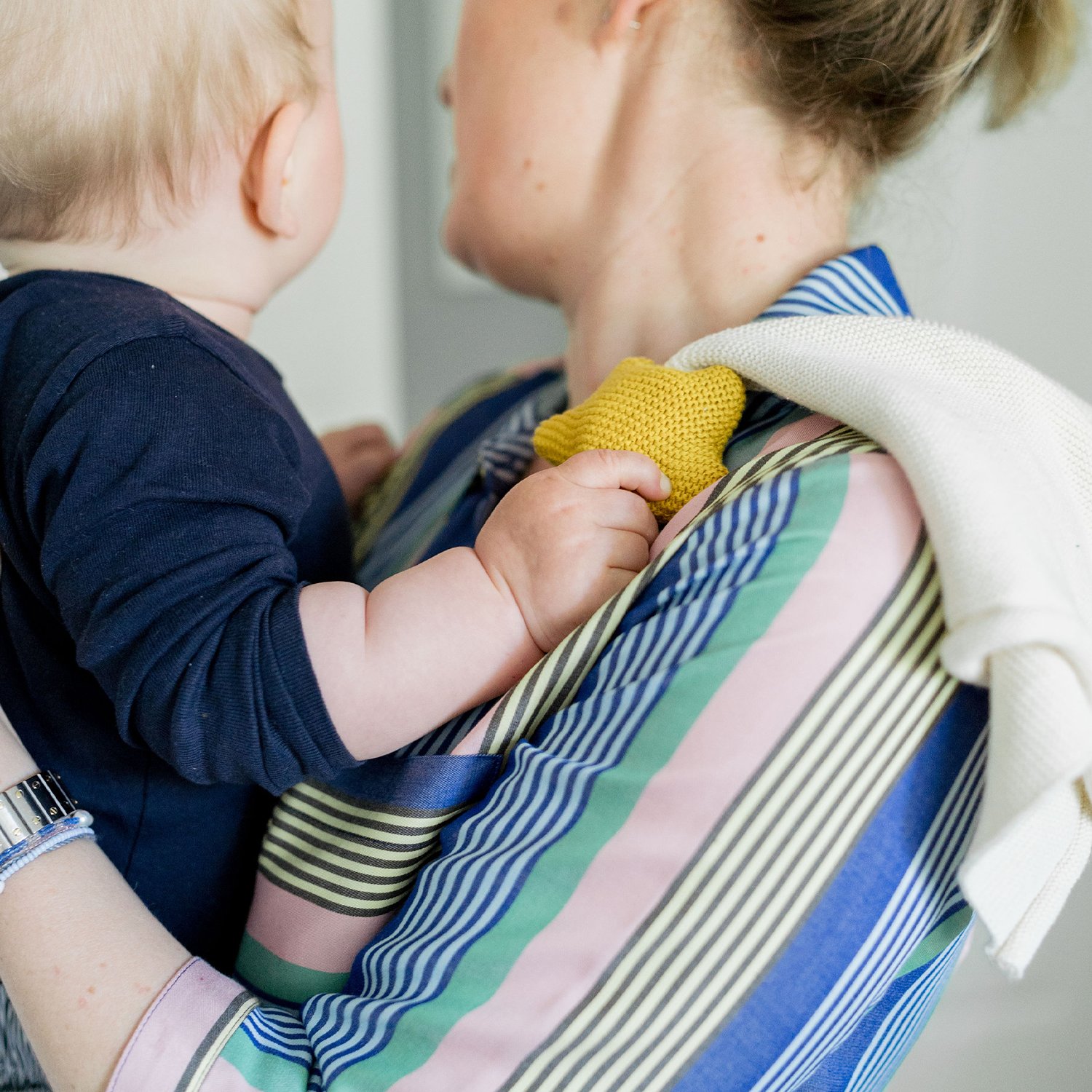 Sheep cotton comforter with rattle KINDSGUT Yellow
