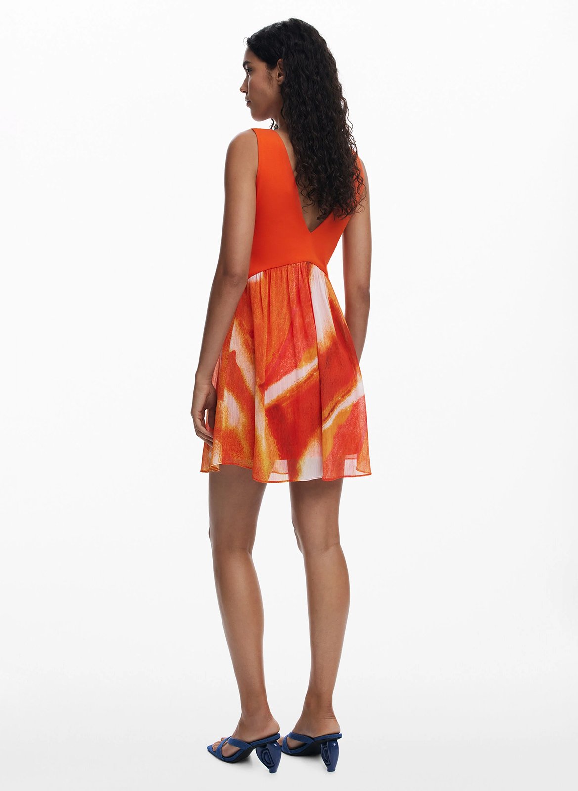 Robe courte col V imprimée DESIGUAL Orange