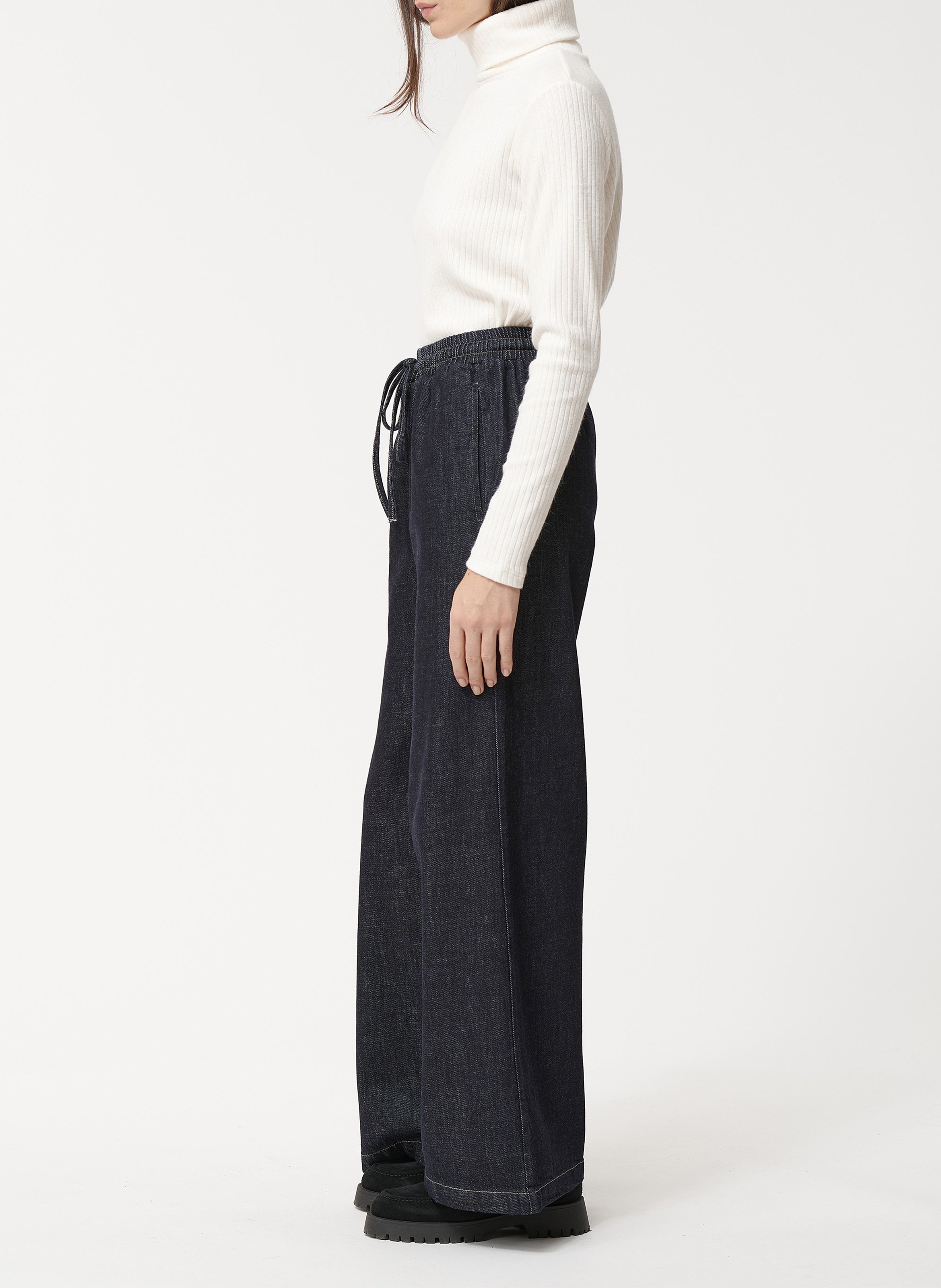 Pull col roulé HUMILITY Blanc