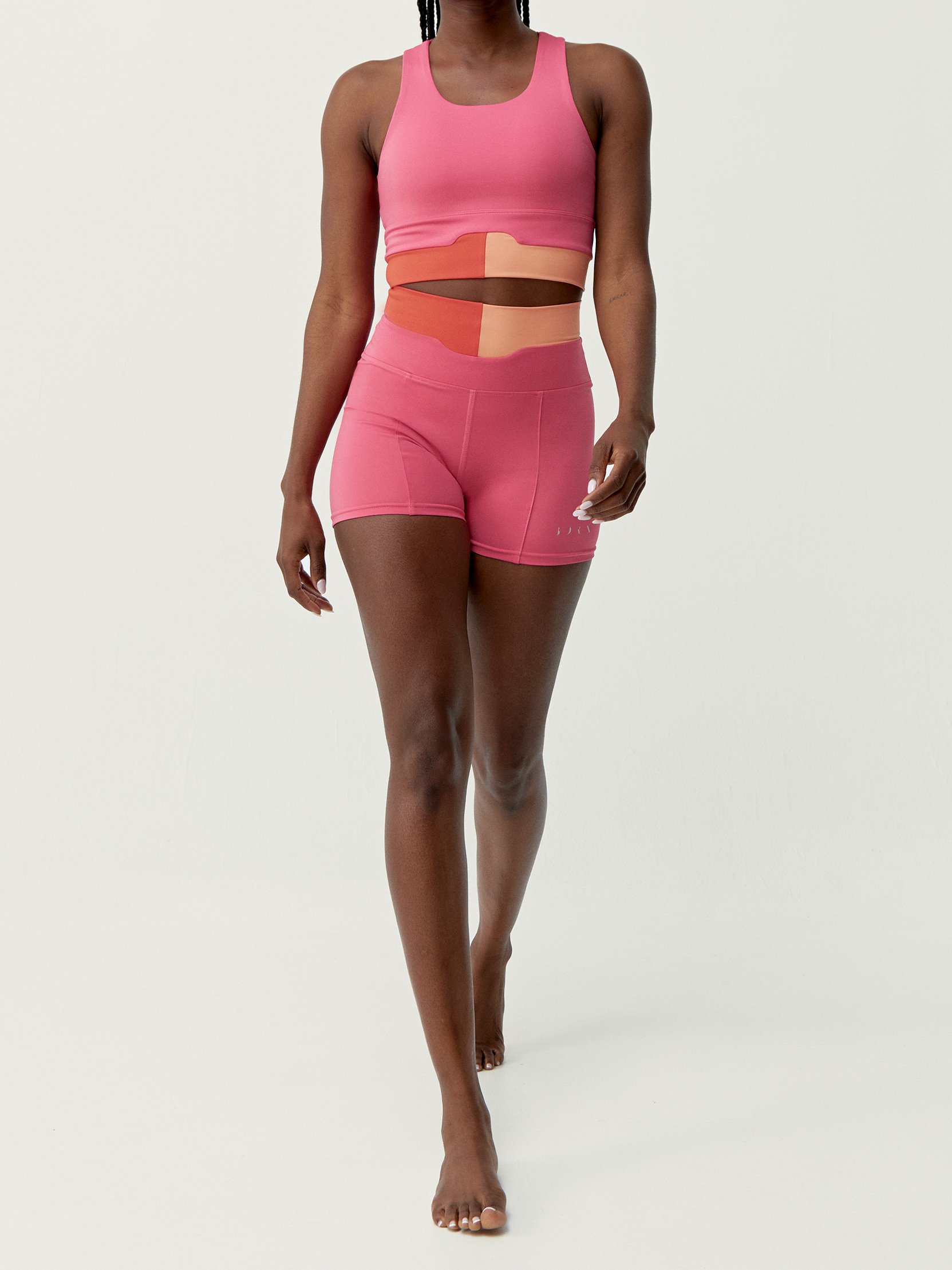 Medium support sports bra by Kalinda BORN LIVING YOGA Pink