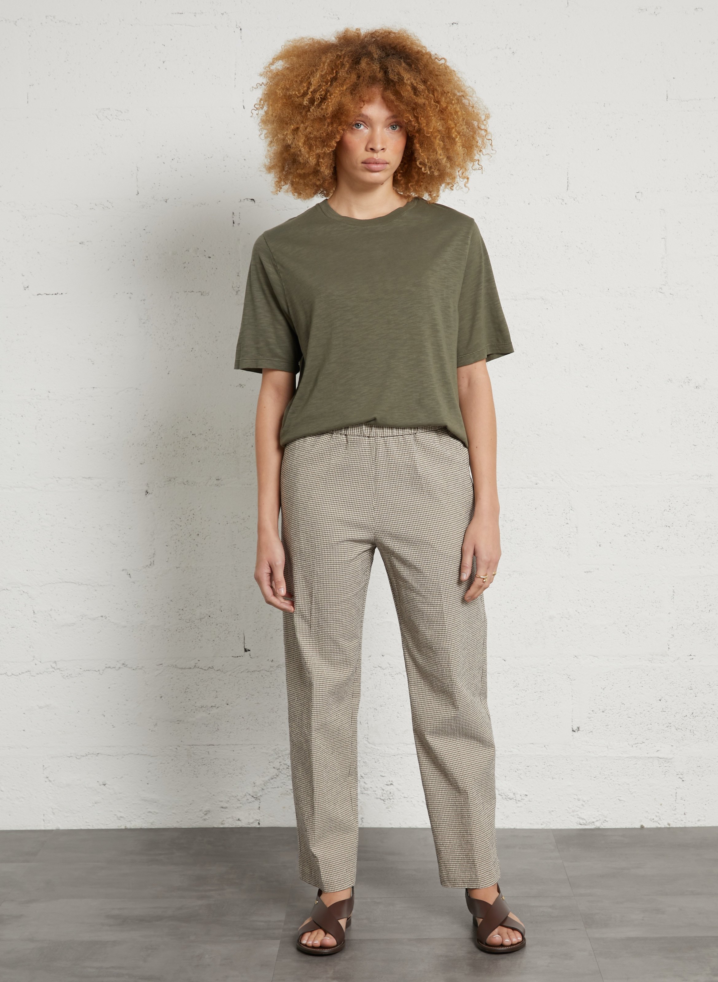 Elastische Karottenhose mit Muster POMANDERE Beige