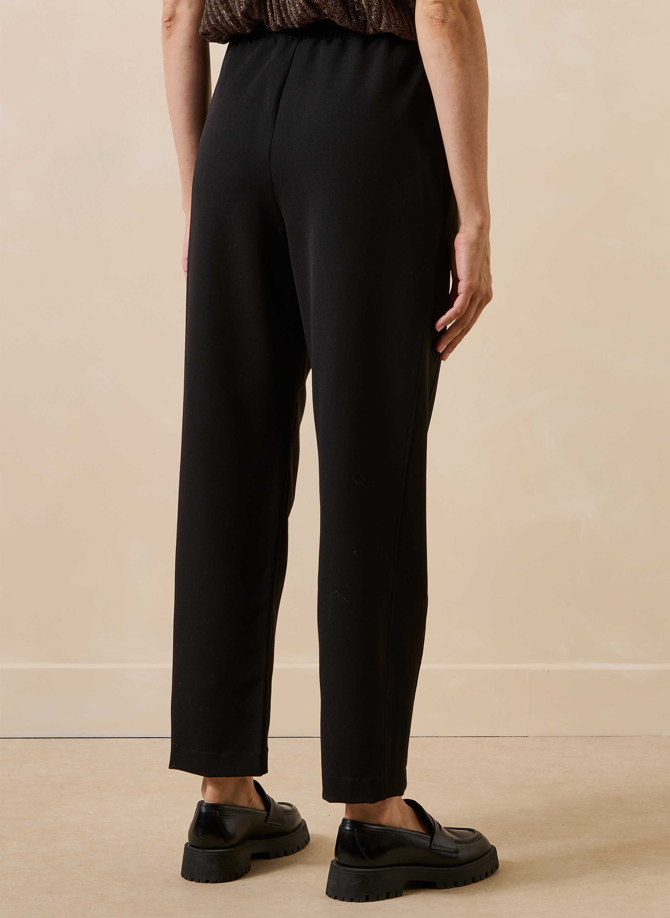 Pantalon carotte uni LA FEE MARABOUTEE Noir