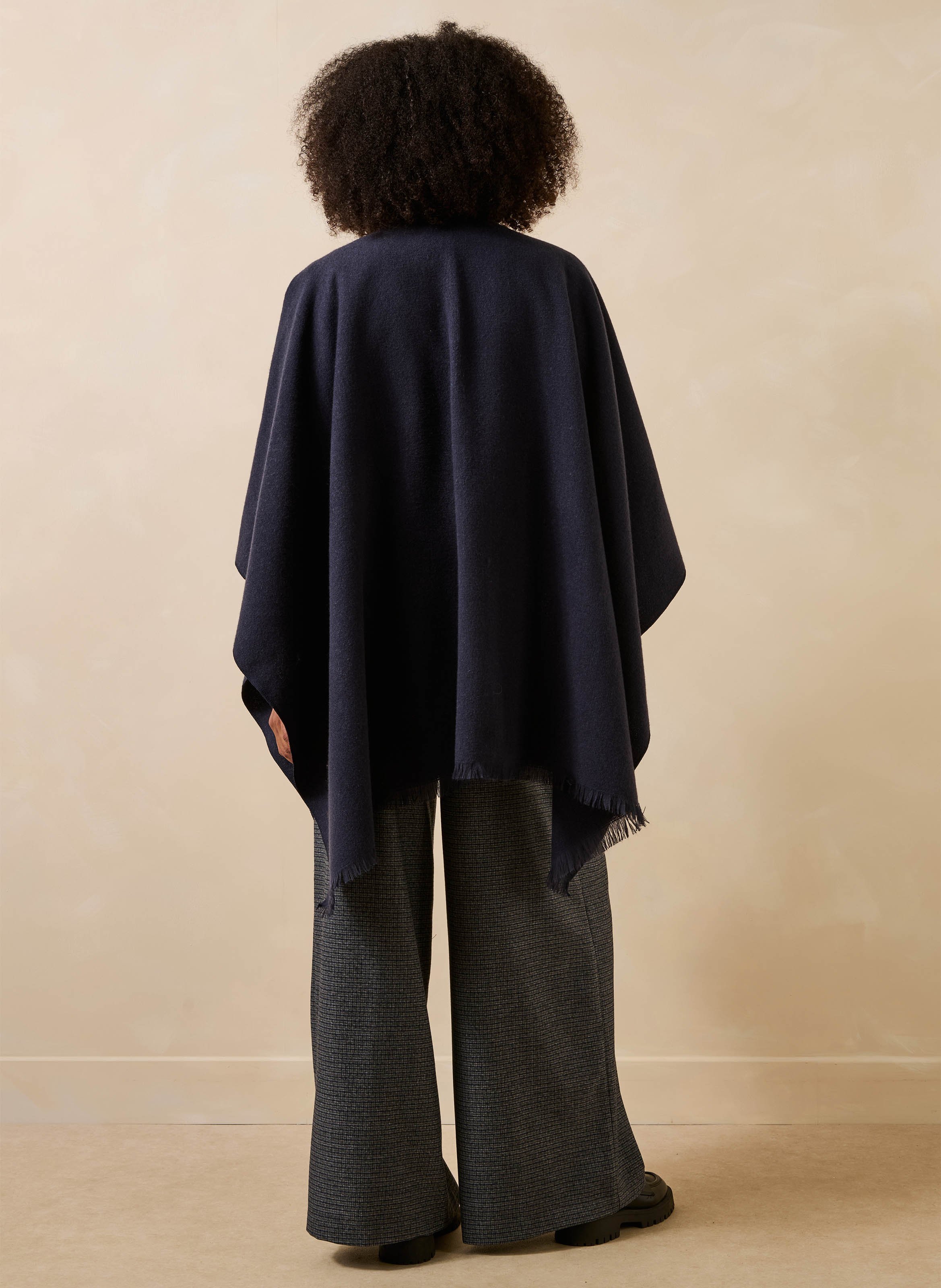 Weiter Poncho mit Fransen LA FEE MARABOUTEE Blau