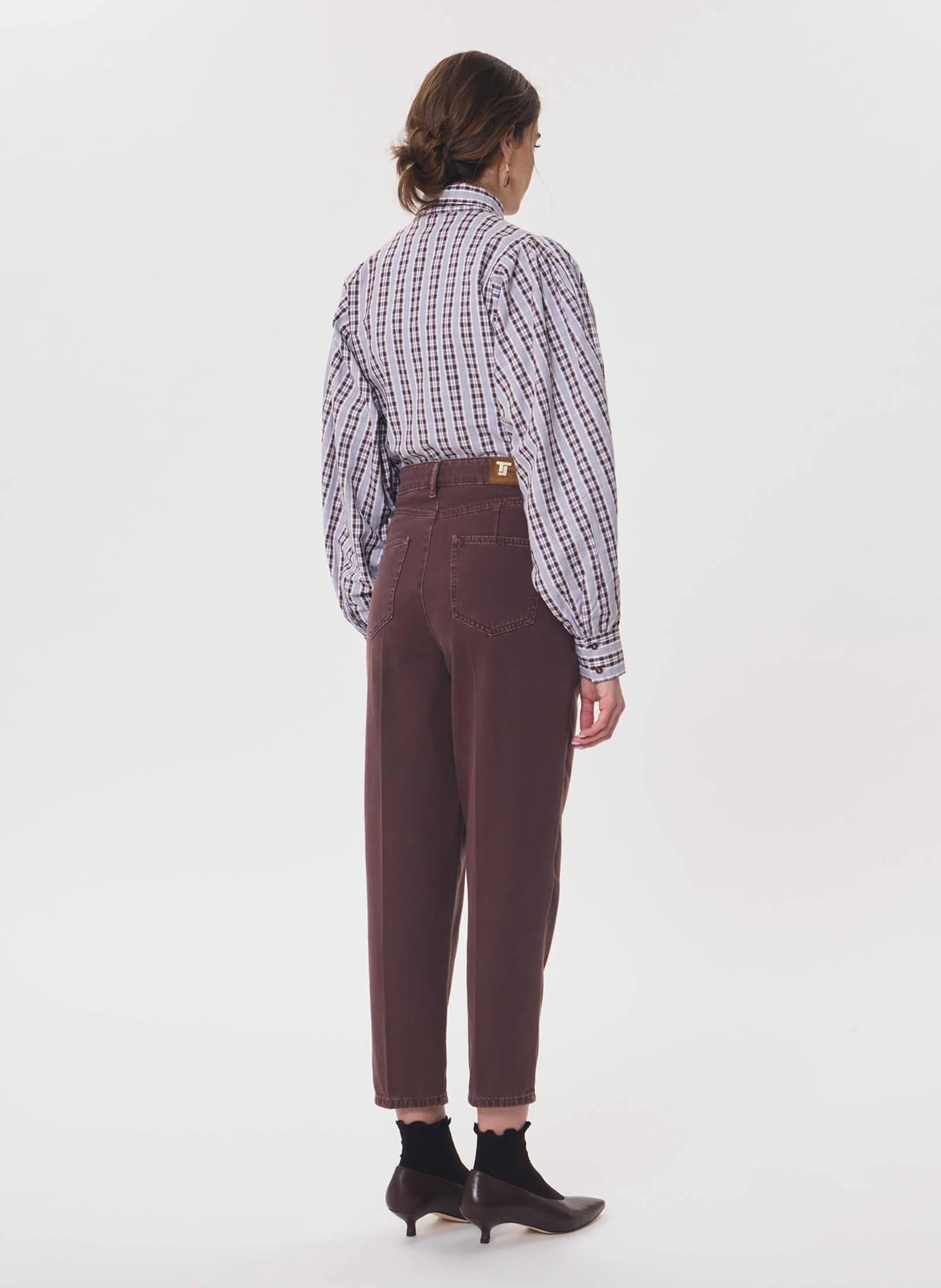 Jean droit en coton TARA JARMON Marron