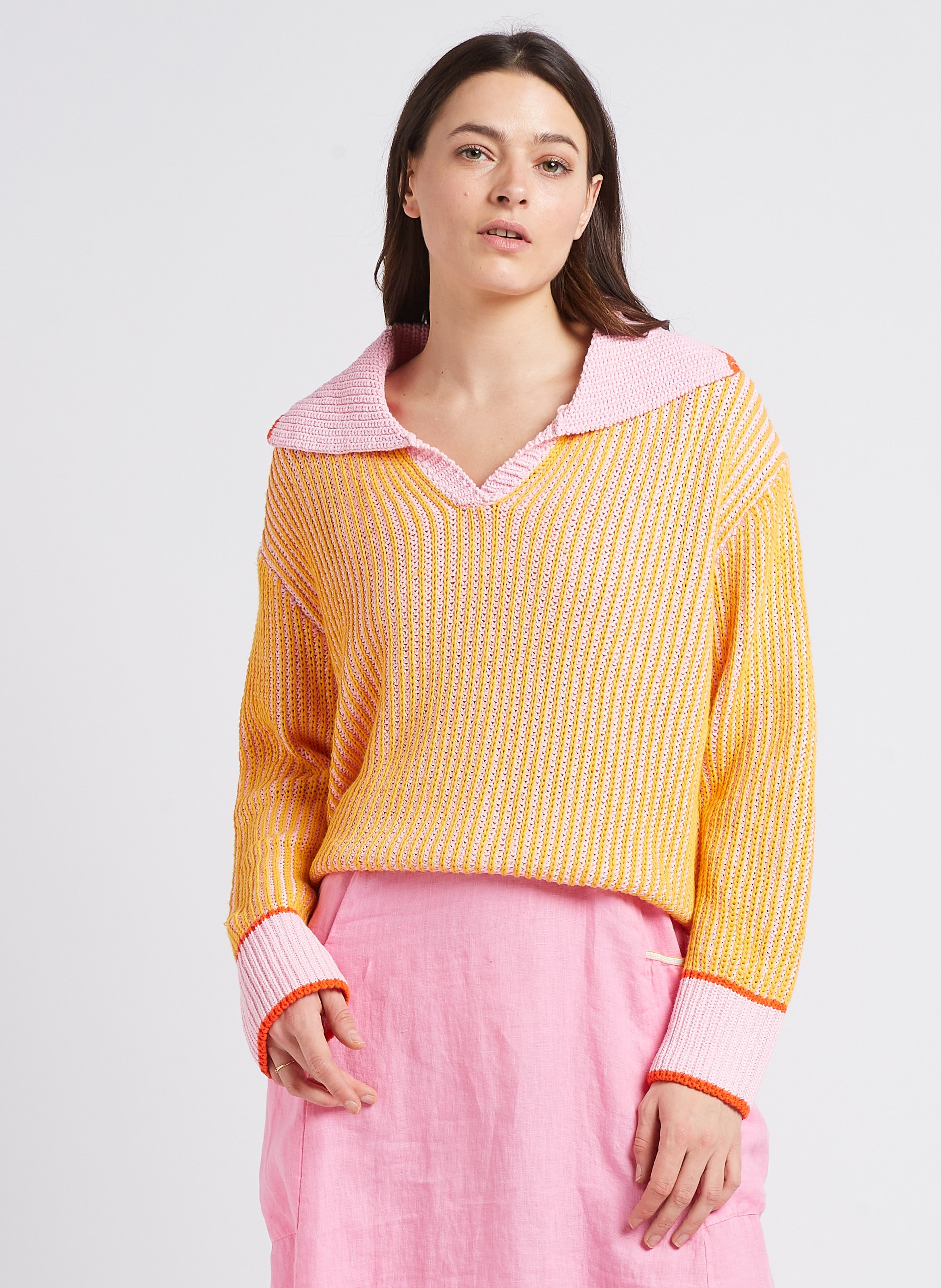 Pull rayé à revers en coton tricoté mélangé DR BLOOM Beige