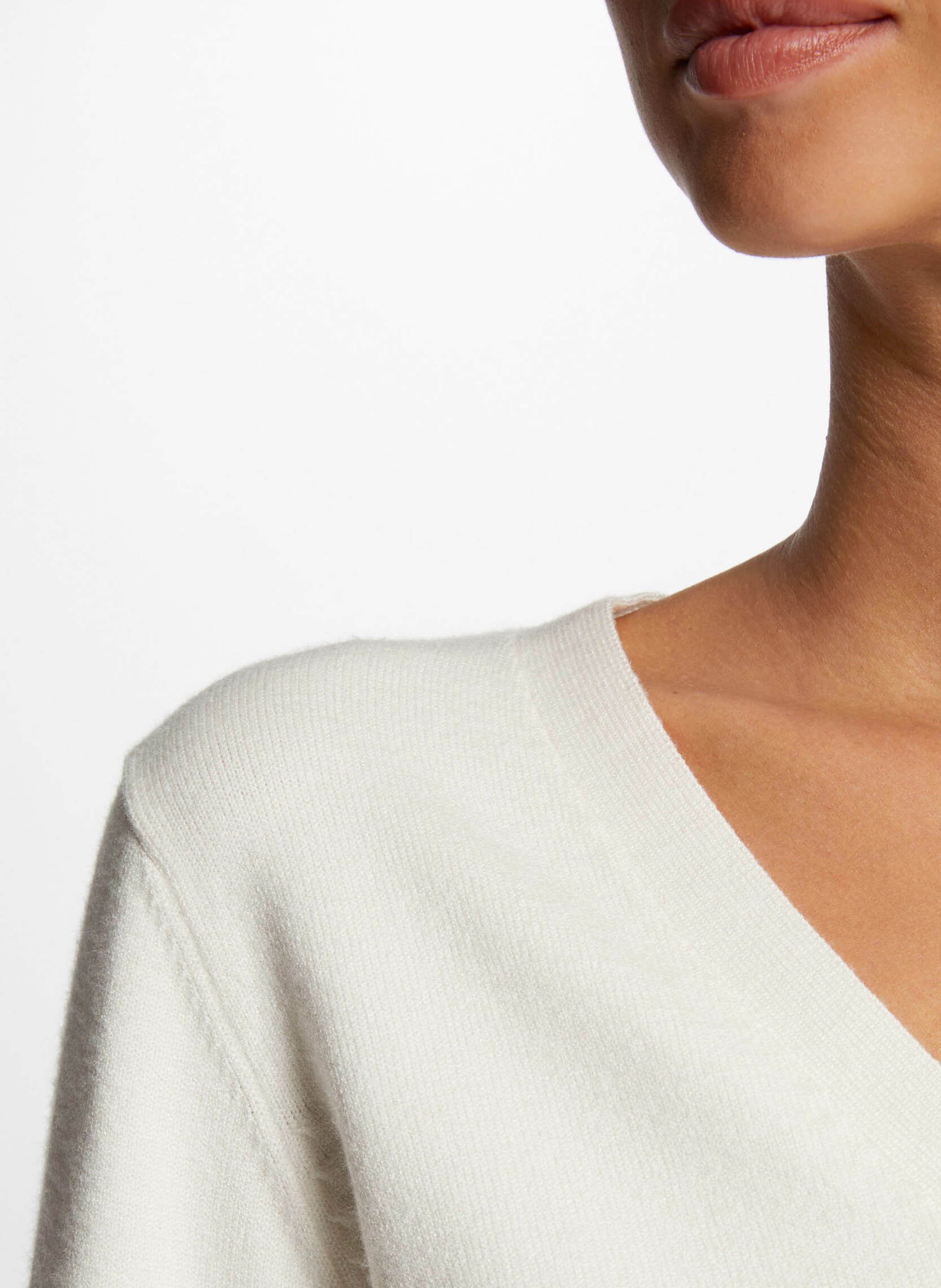 Pull droit col V MORGAN Beige