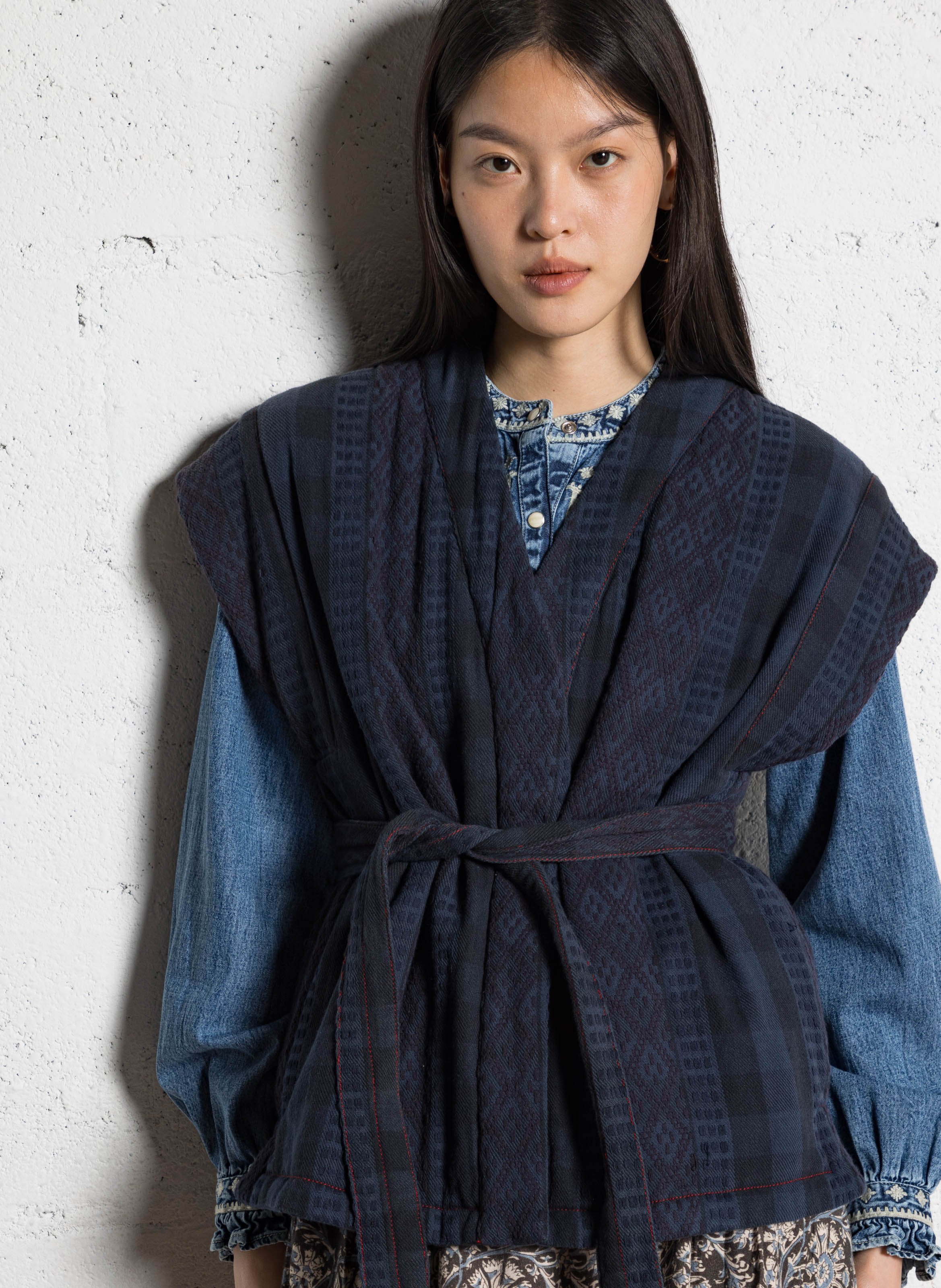 Sleeveless belted jacket MAISON HOTEL Blue