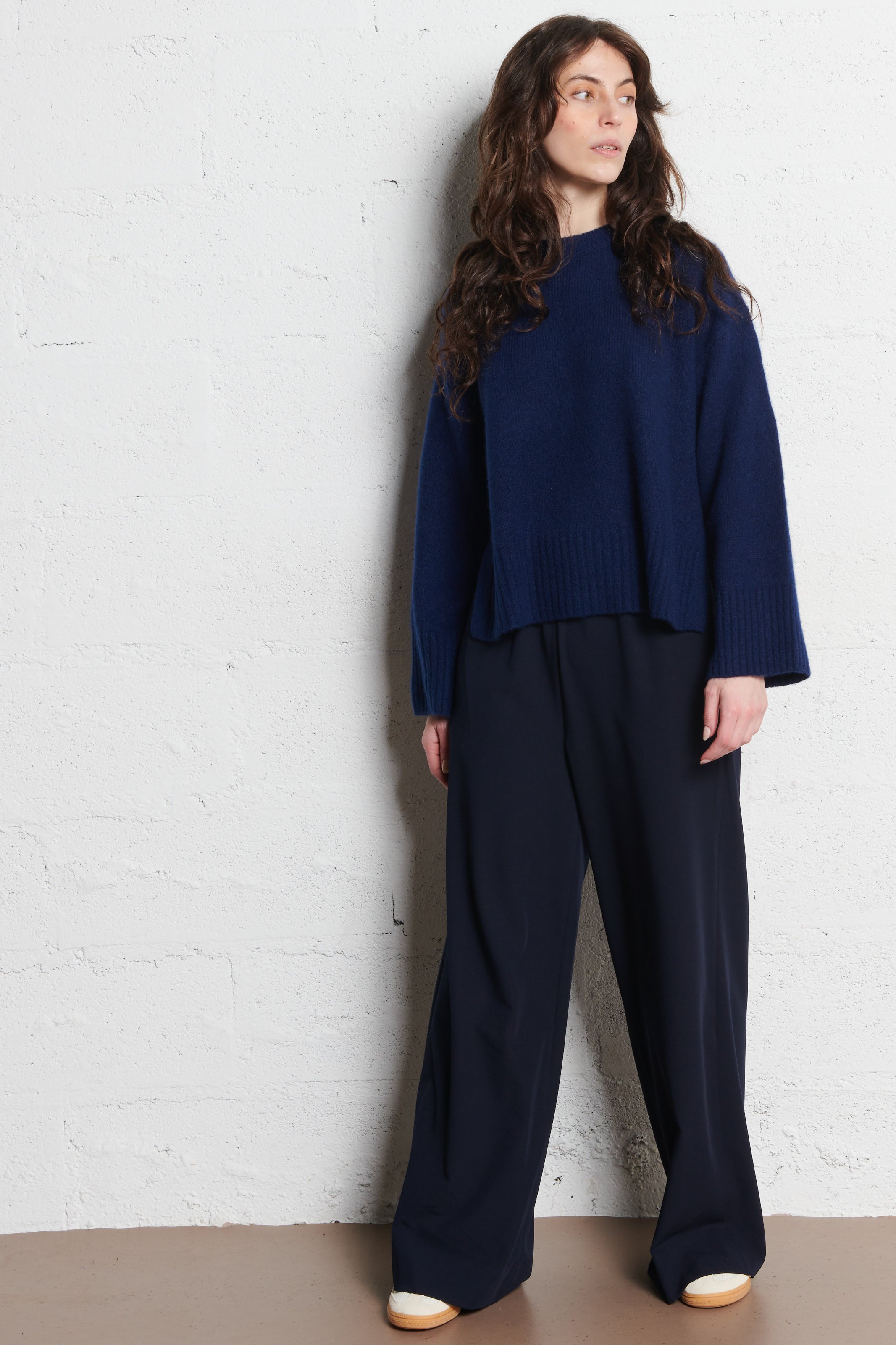 Ruime ronde hals trui van kasjmier en zijde RUE DE TOKYO Blauw