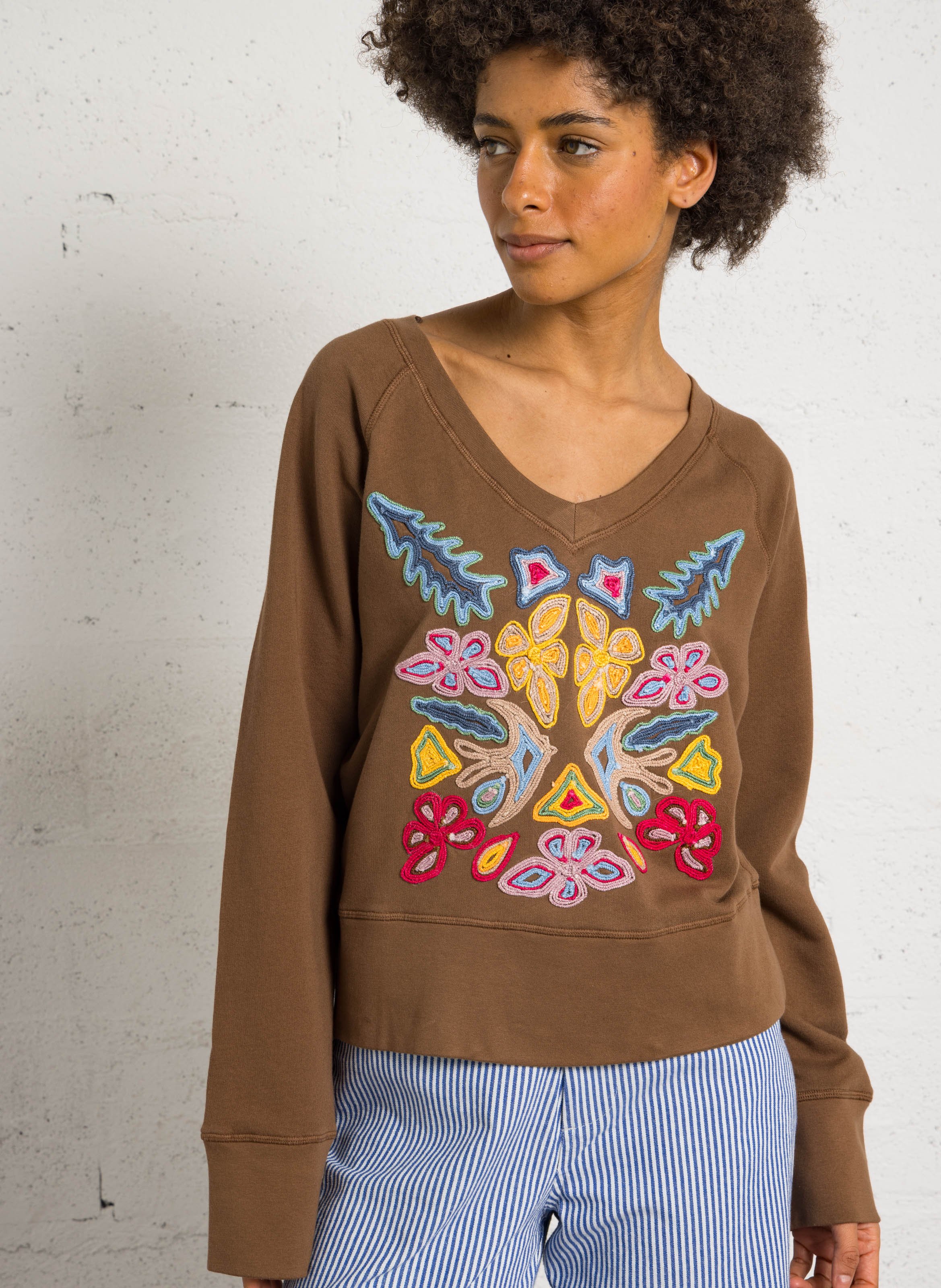 Sweatshirt aus Bio-Baumwolle mit V-Ausschnitt LEON & HARPER