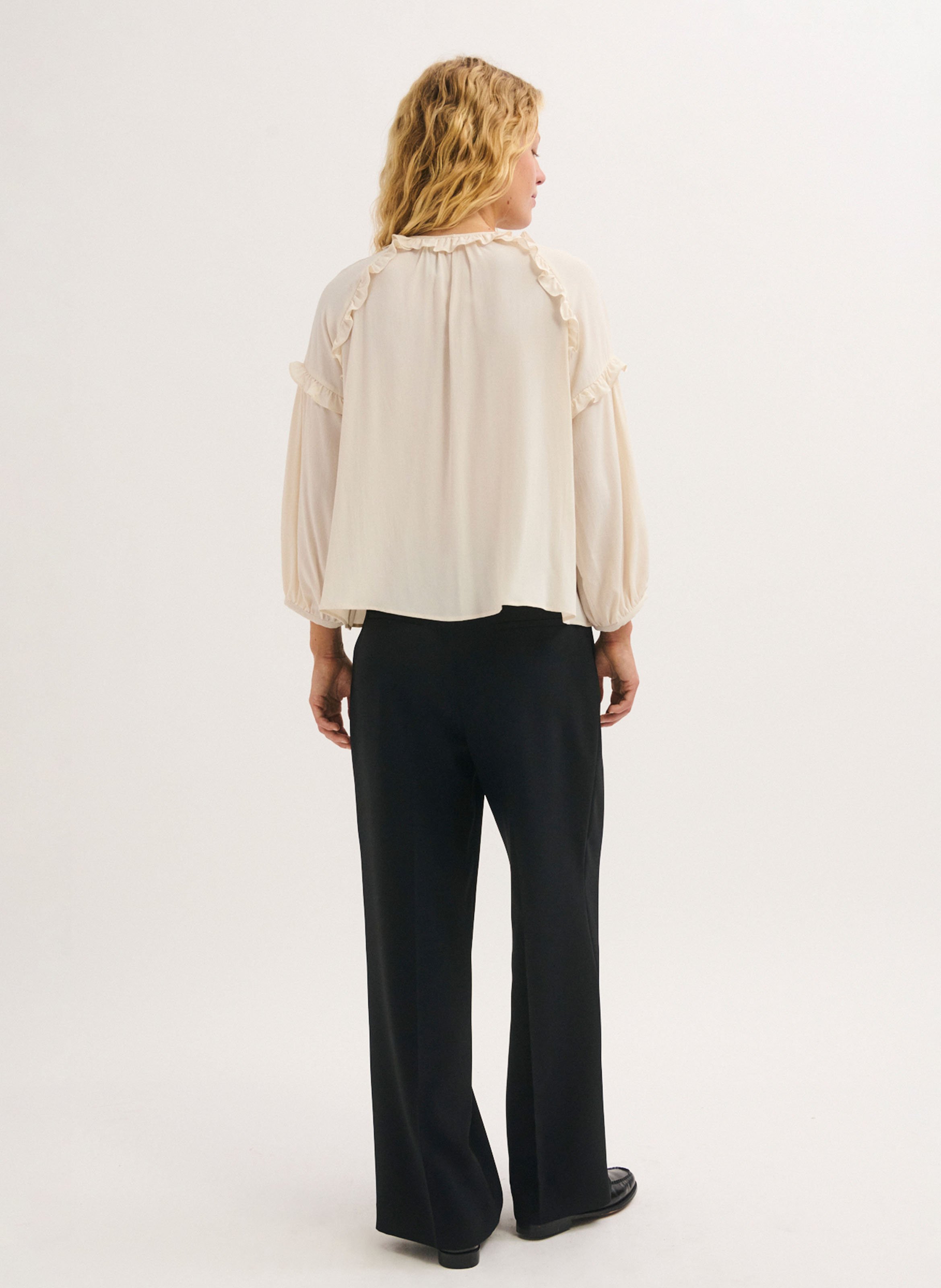 Ruimvallende blouse met ronde hals PABLO Beige