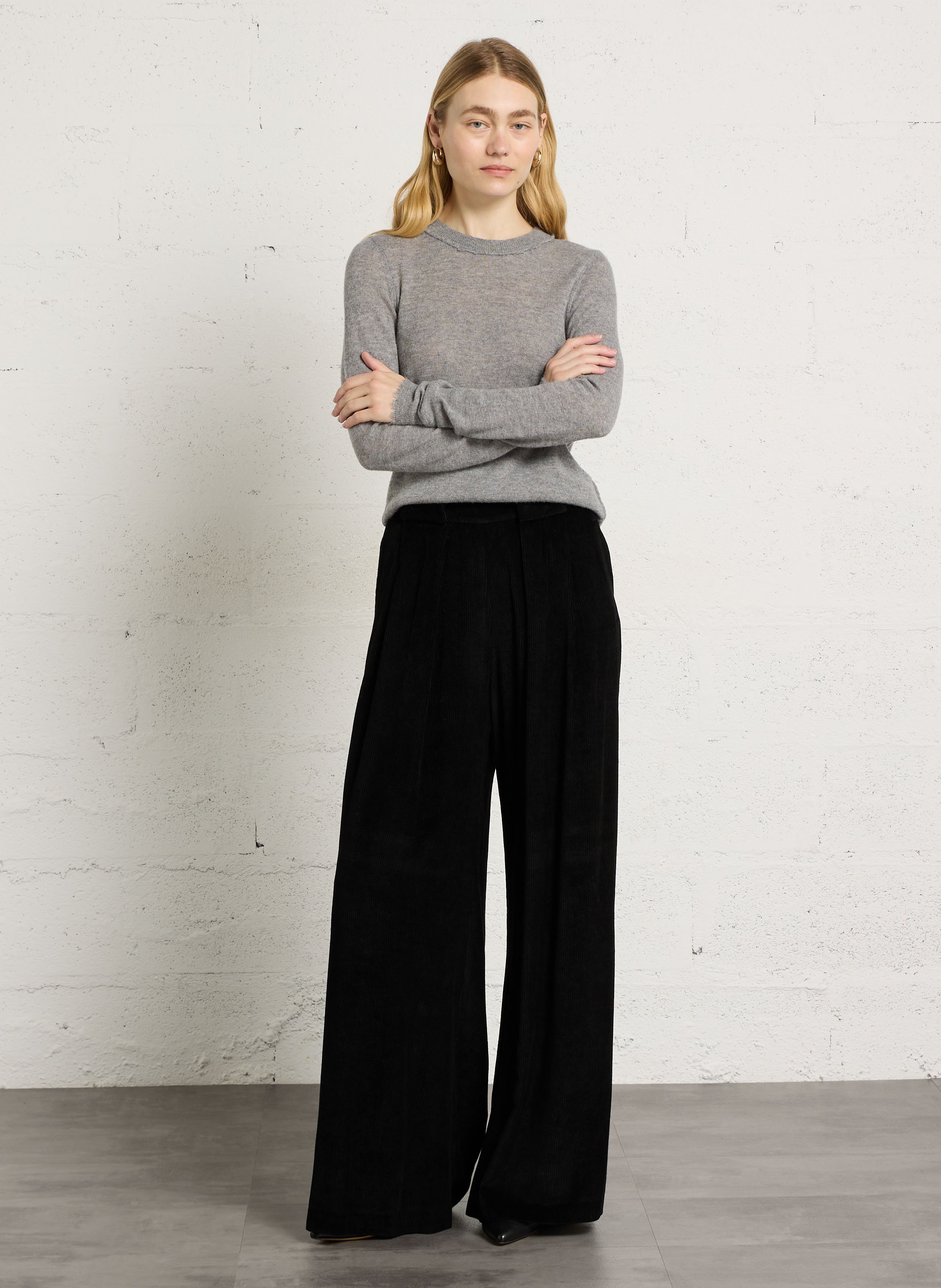 Round-neck wool-blend straight-cut sweater MOMONI Grey