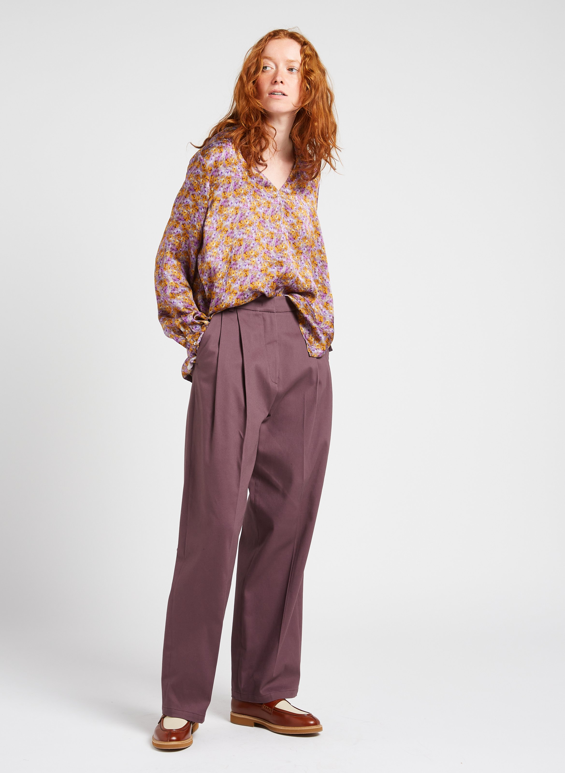 Straight V-neck top ATTIC AND BARN Purple