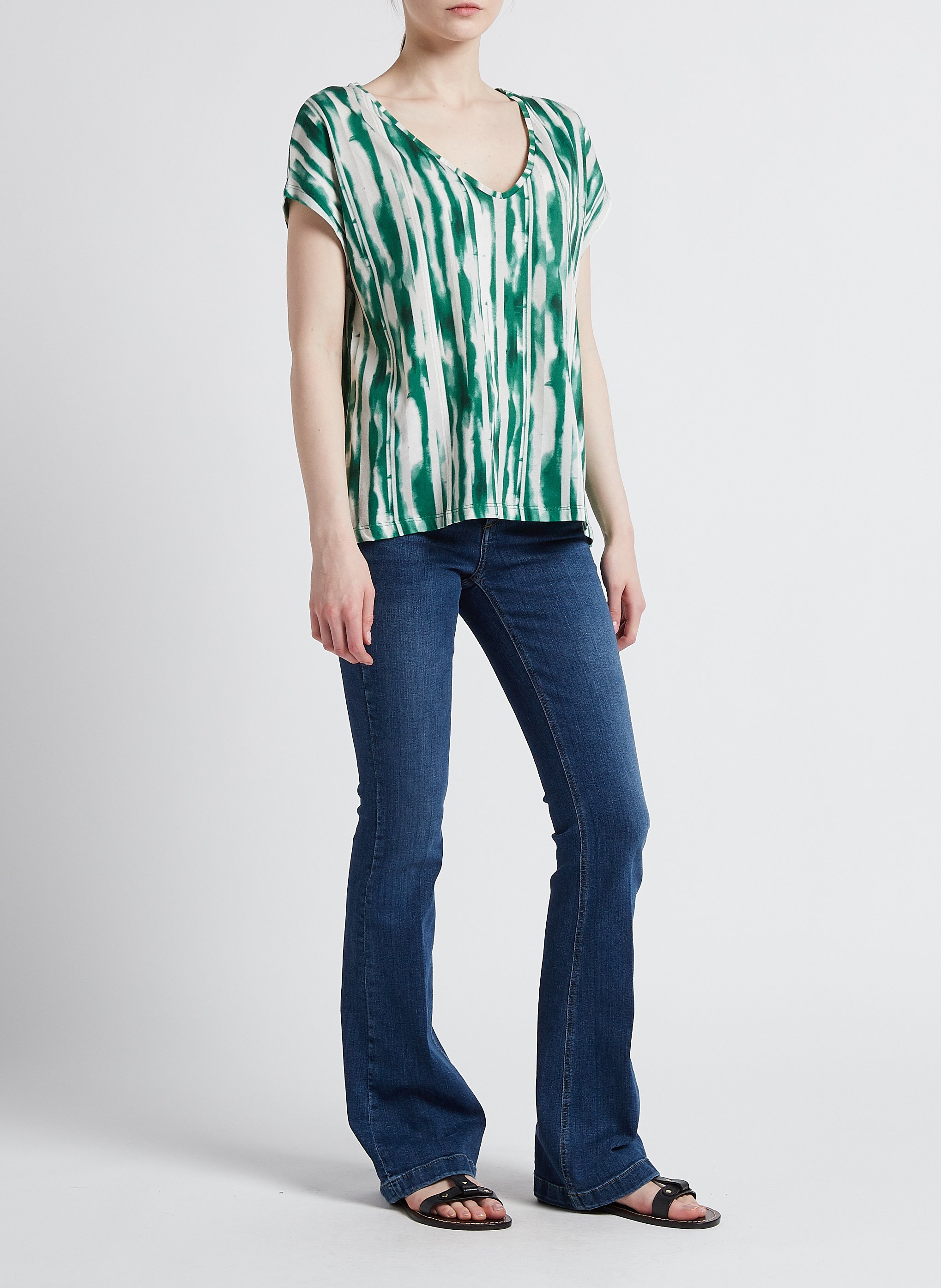 Tee-shirt col V imprimé en coton MAJESTIC FILATURES Vert