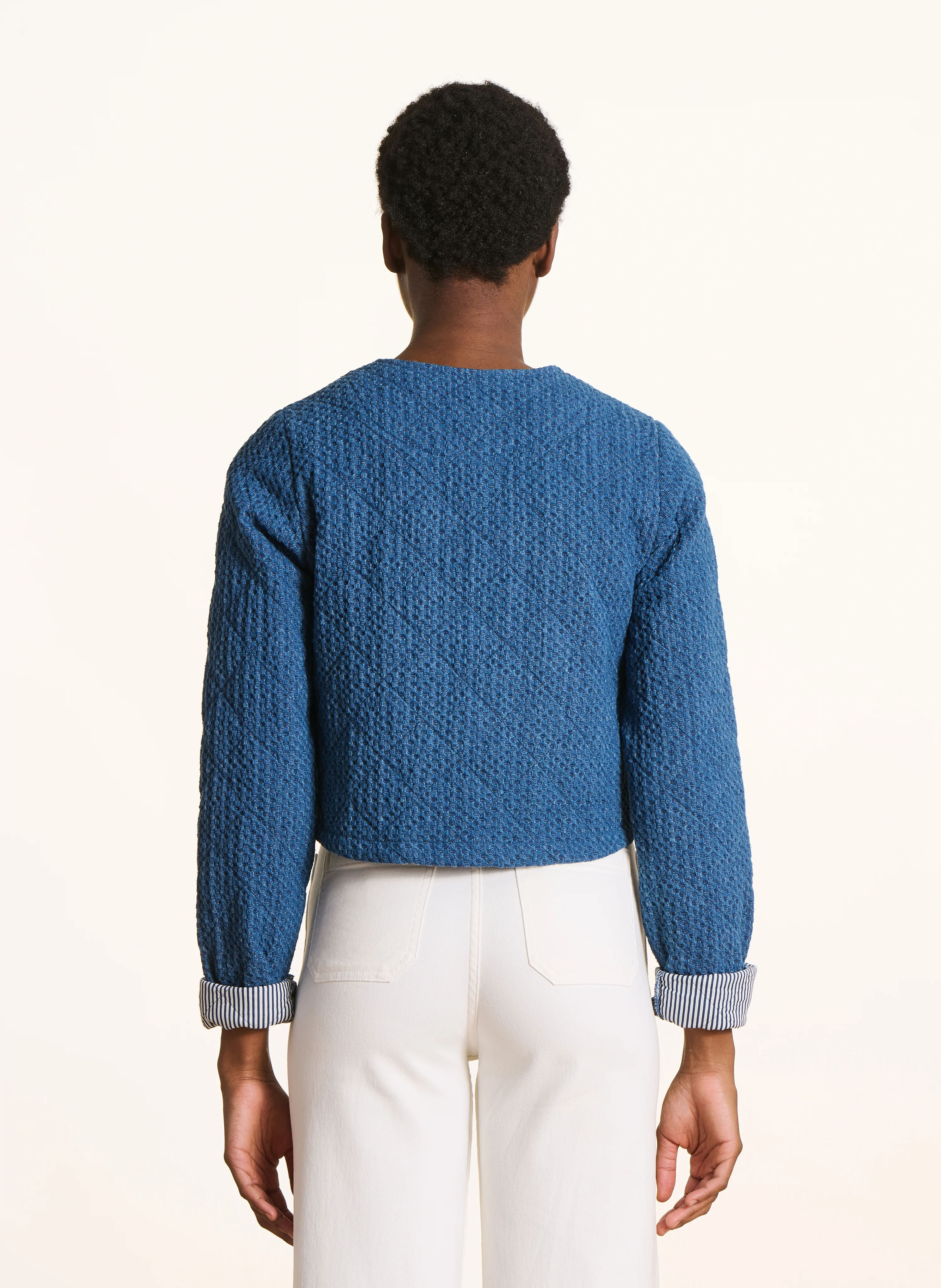 Kurze Jacke mit Rundhalsausschnitt LA FEE MARABOUTEE Blau