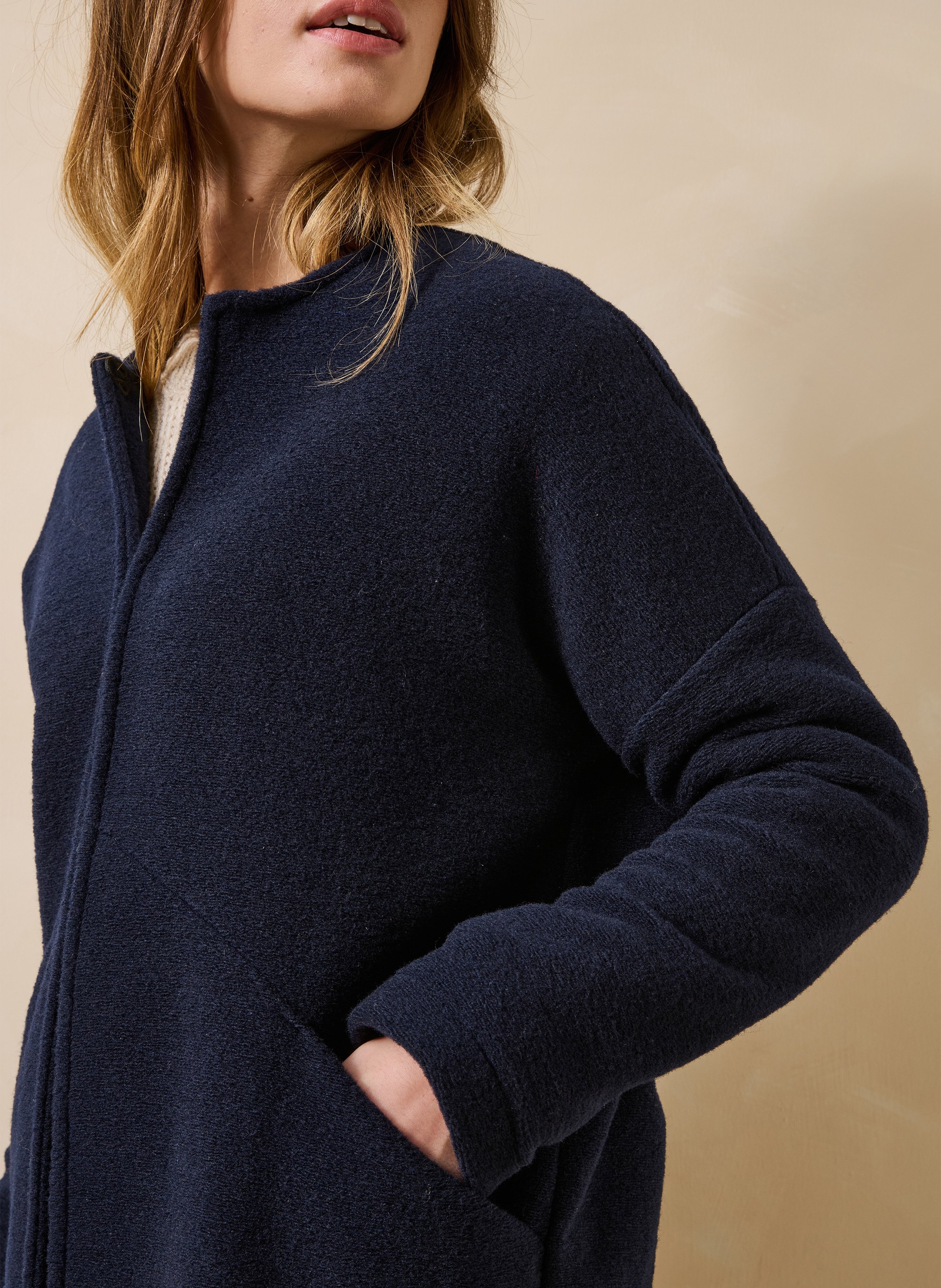 Mantel mit Rundhalsausschnitt LA FEE MARABOUTEE Blau