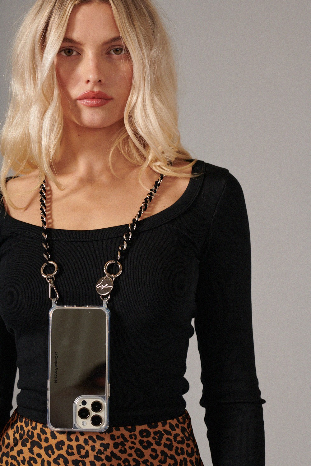 Phone chain Black