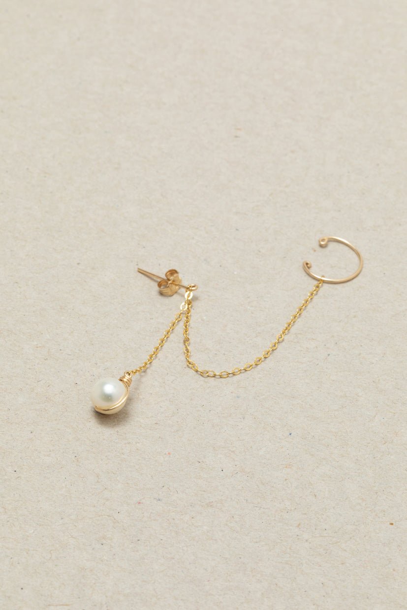 Earring with pearl YAY White