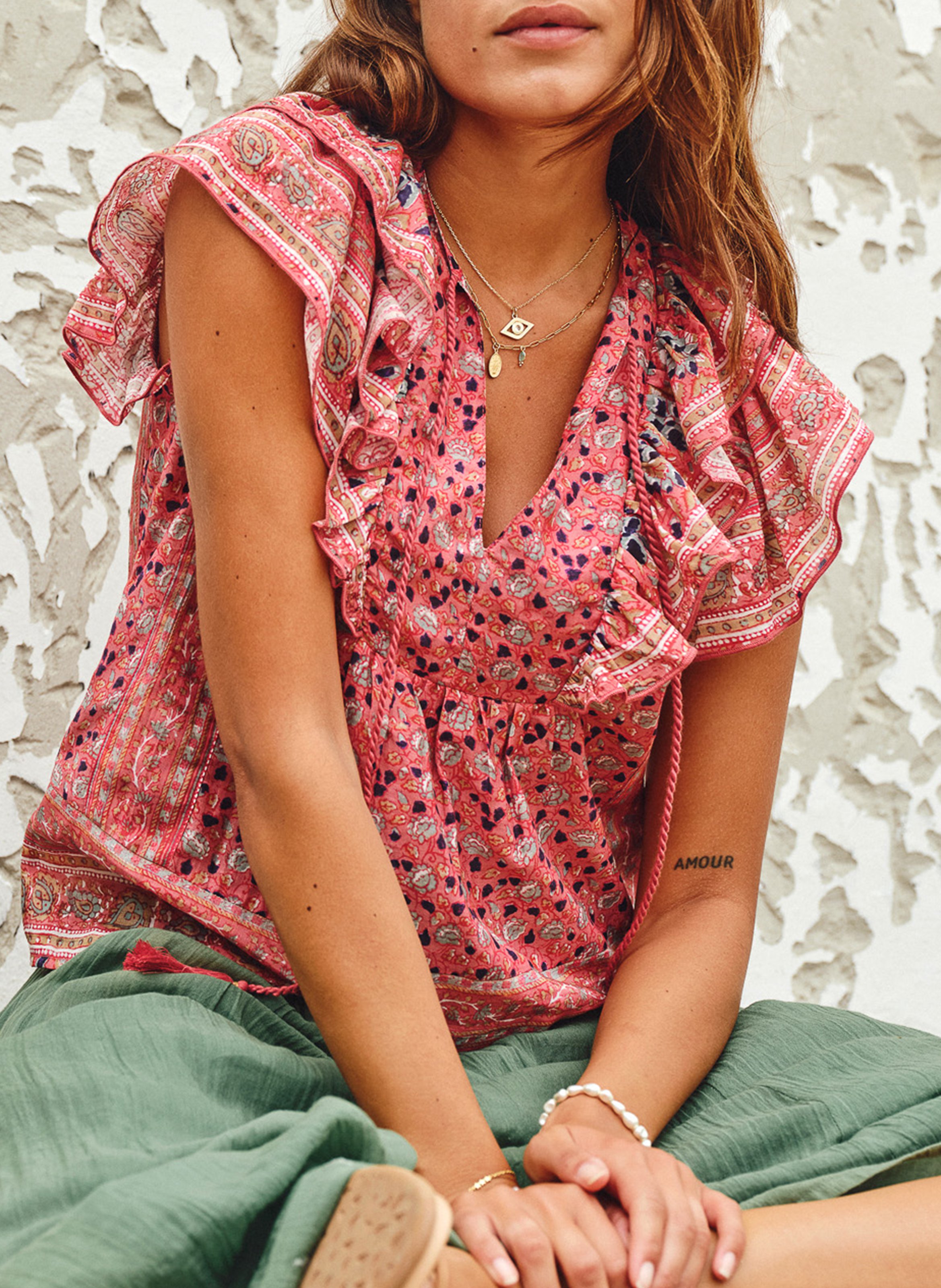 Blouse droite col V en coton imprimé M.A.B.E Rose