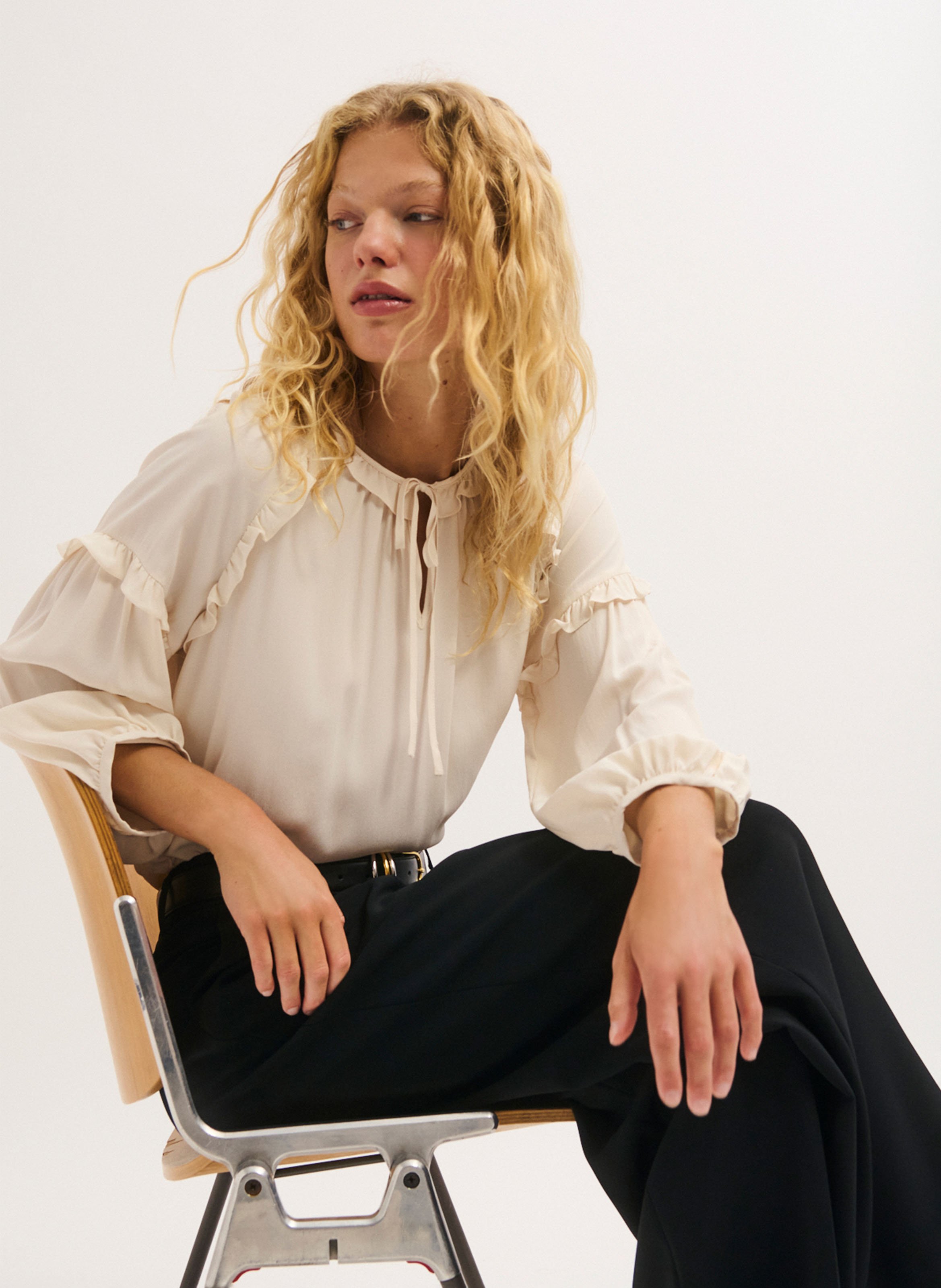Ruimvallende blouse met ronde hals PABLO Beige