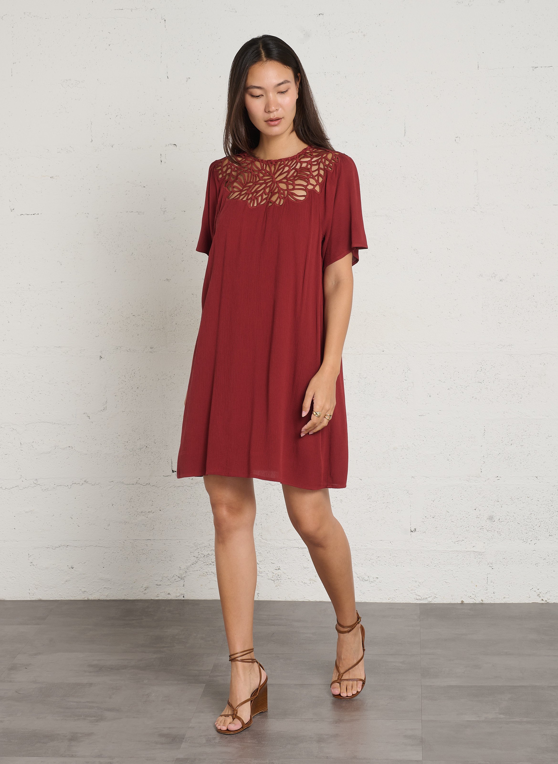 Robe droite avec dentelle MAISON 123 Rouge