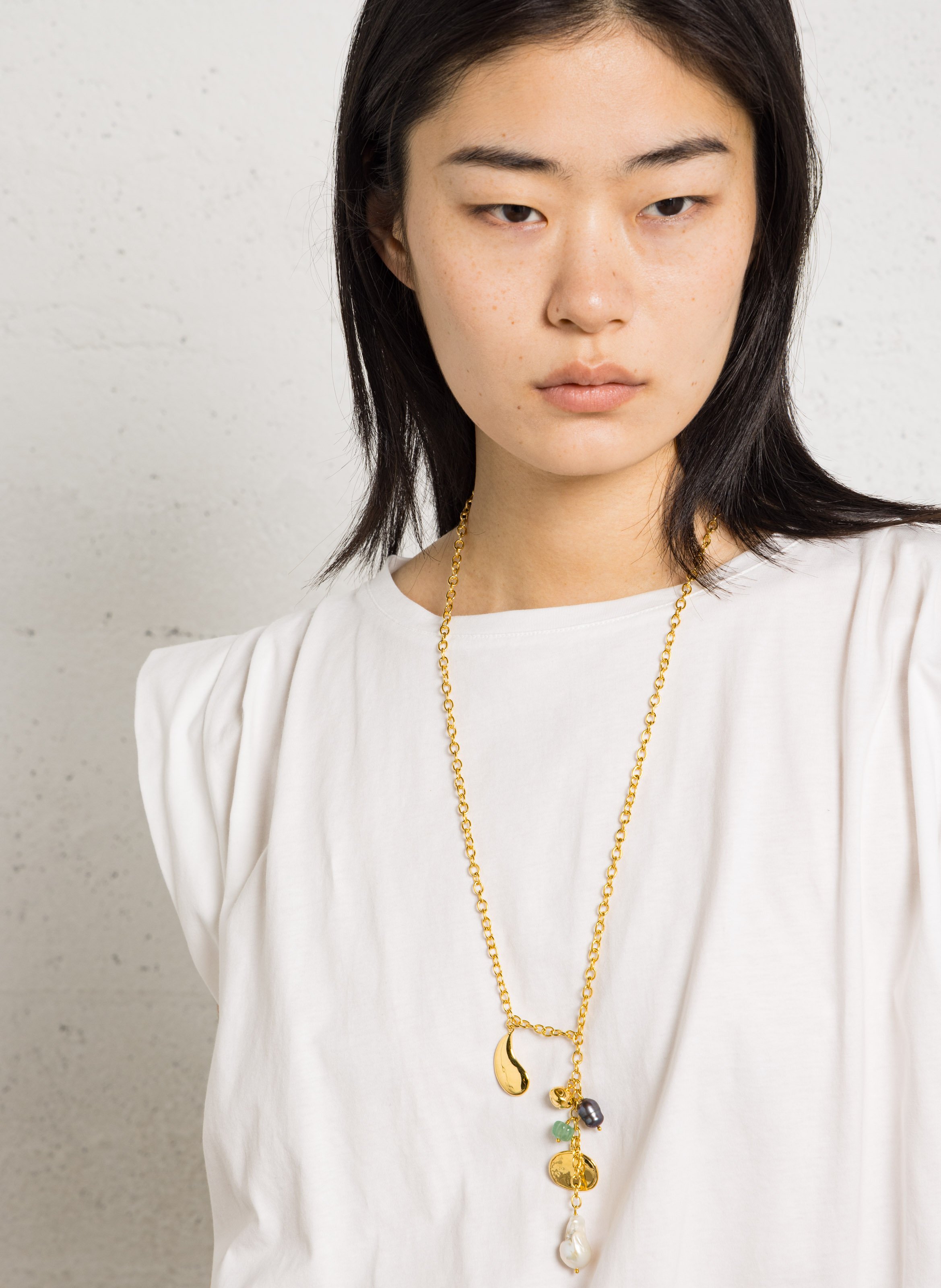 Long golden brass necklace FEEKA Multicolored