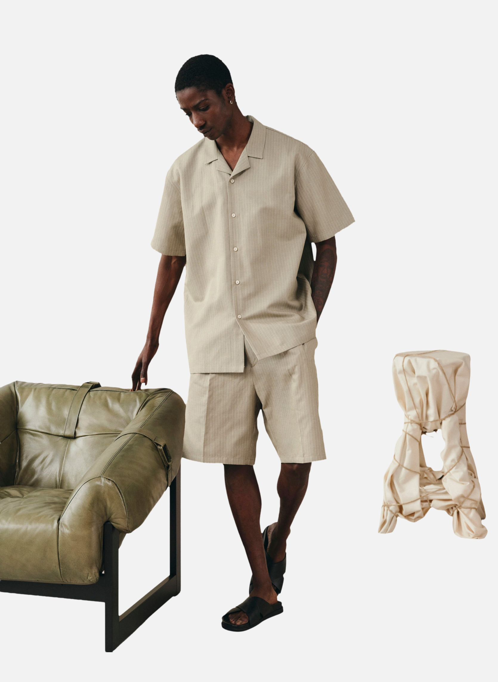 Pleated shorts in Como Beige Stripes Noyoco Beige