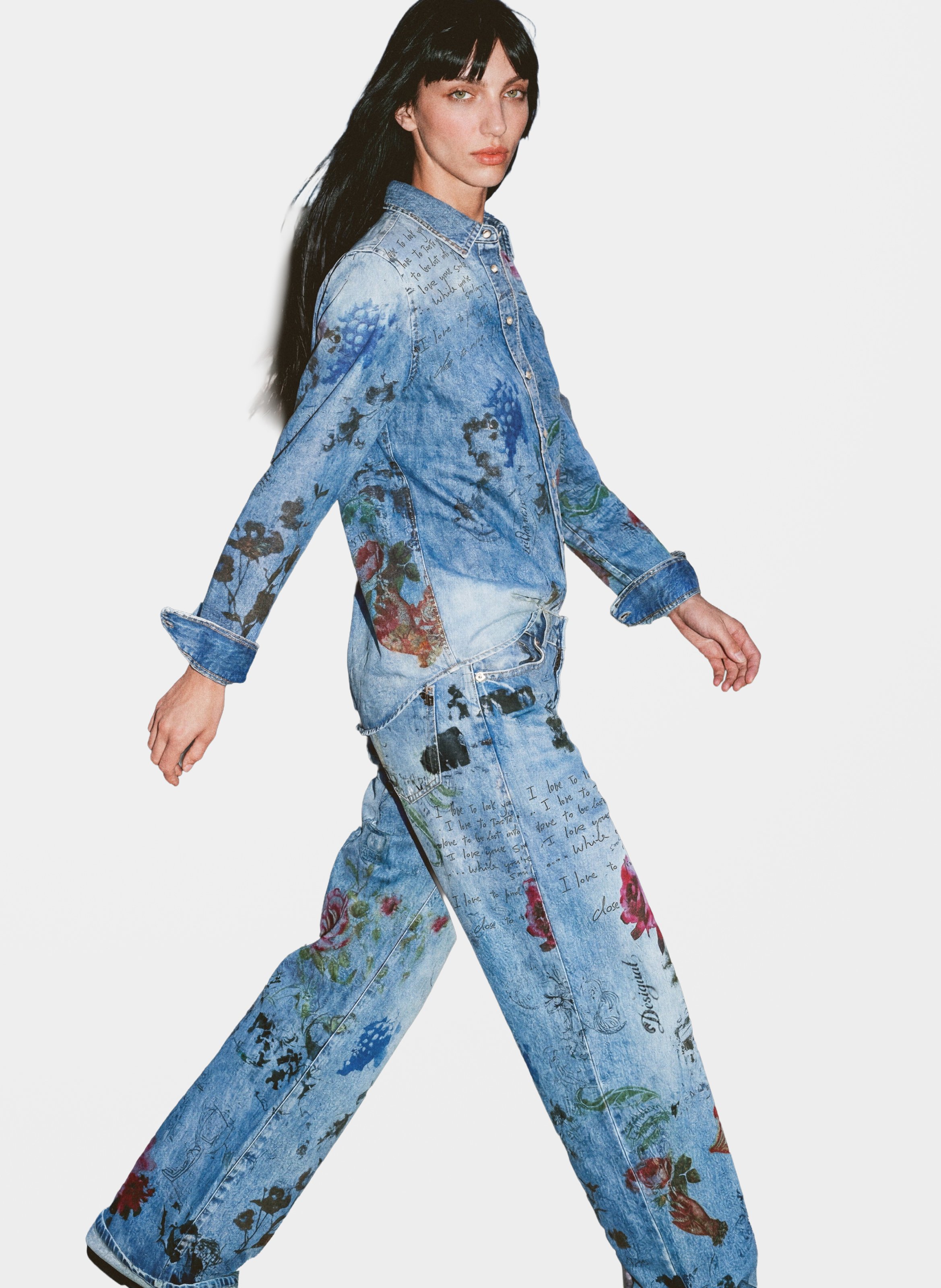 Bedruckte weite Jeans DESIGUAL Blau