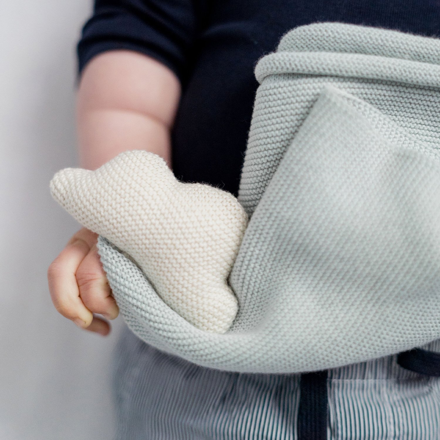 Sheep cotton comforter with rattle KINDSGUT White