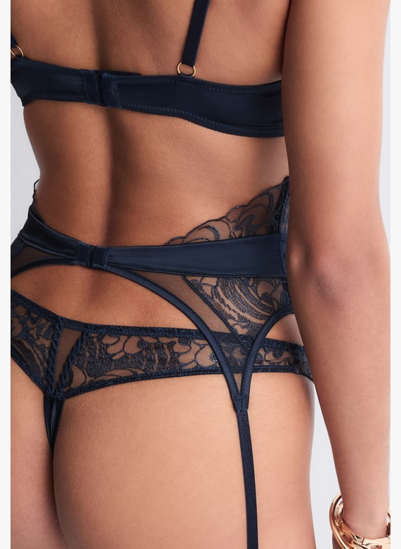 Stella Mccartney Brasil - Original com Preço de Outlet | Etiqueta Única Stella Mccartney Brasil - Original com Preço de Outlet | Etiqueta Única